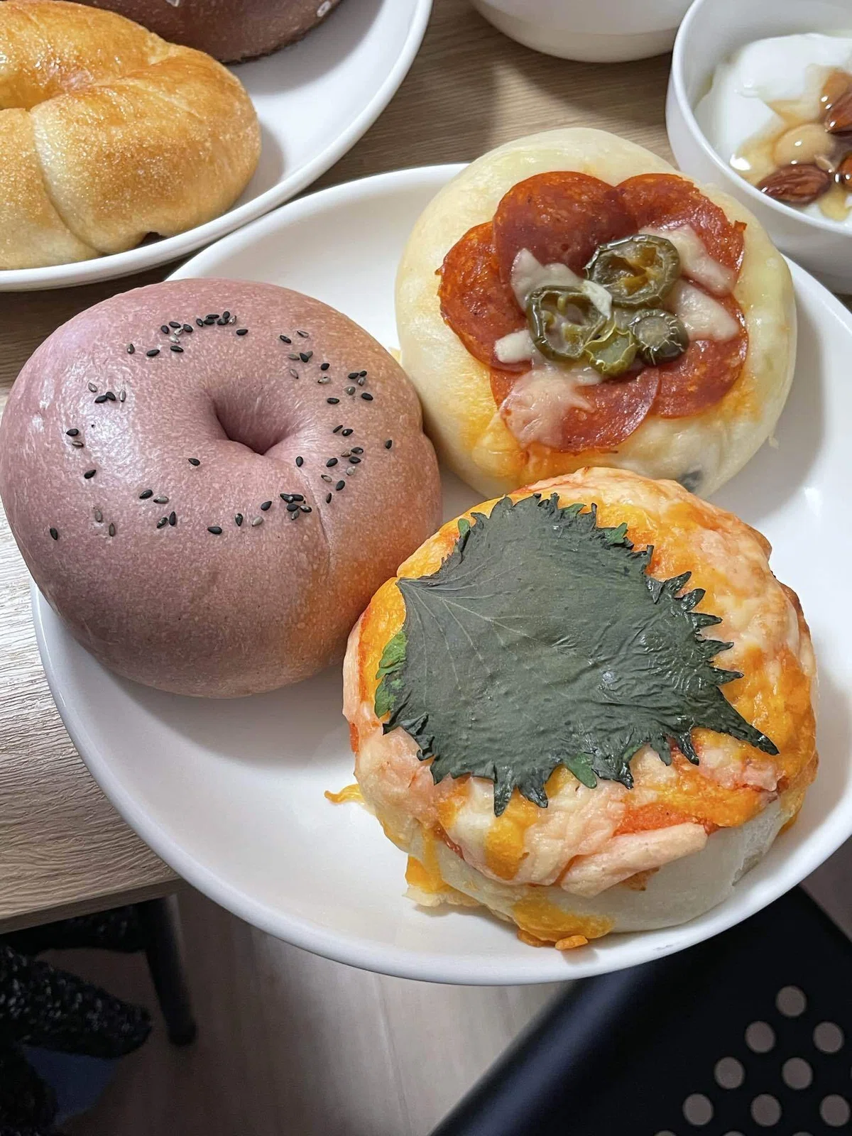 Taking on the Trendy AREUM BAGEL｜サウナ黙示録