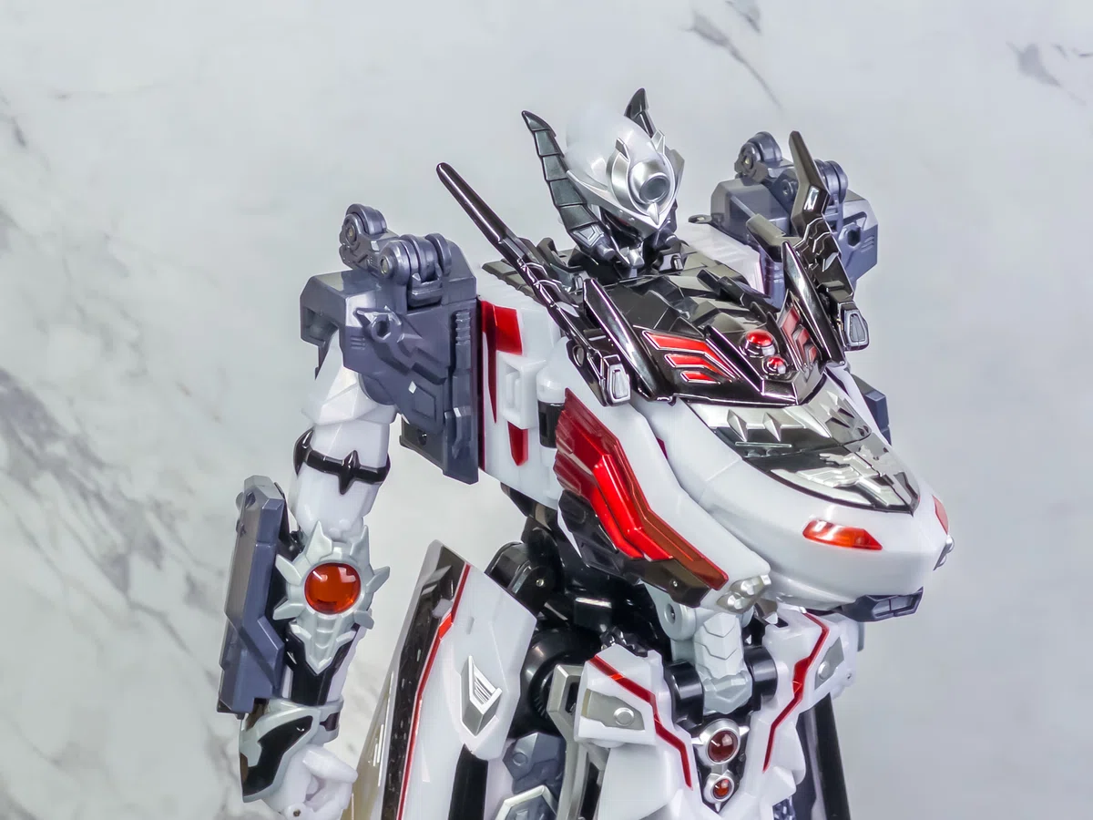 韓国の超弩級男児向けロボット玩具「タイラント・ゼロ」がすごすぎる