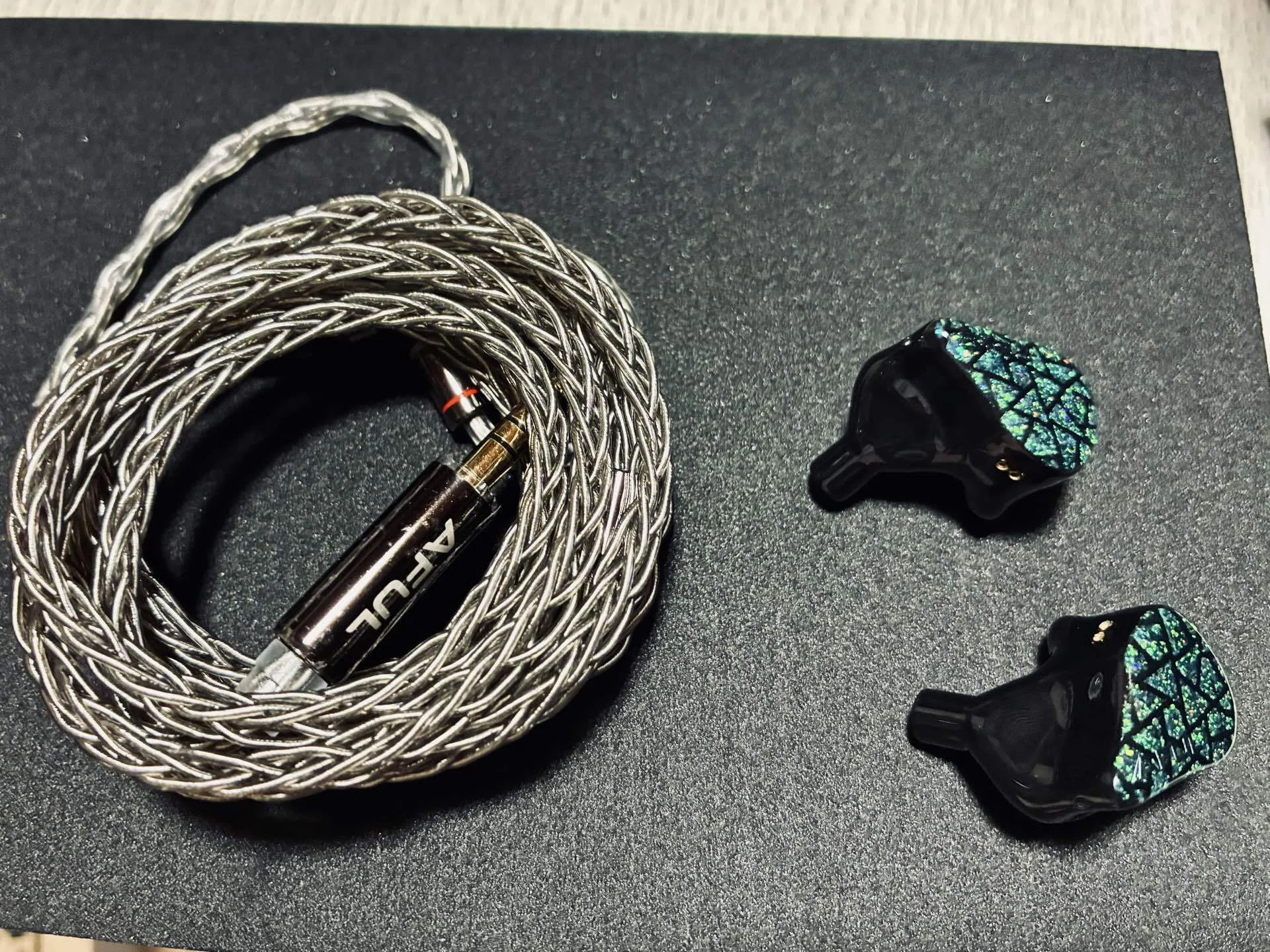 レビュー】IE900到達者が、あえて7ドライバー「AFUL Performer 5+2」を