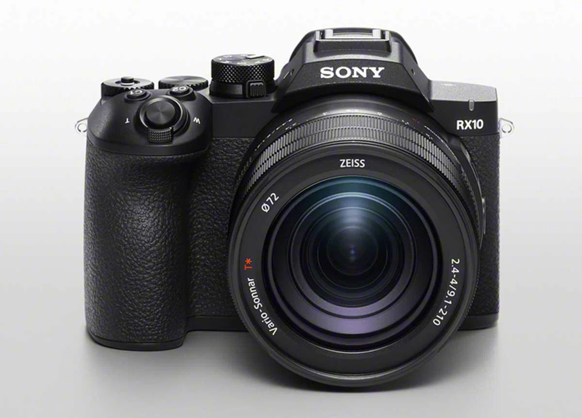 SONY RX10 V正式発表！9年ぶりに復活した高倍率カメラ｜ろんすた＠変
