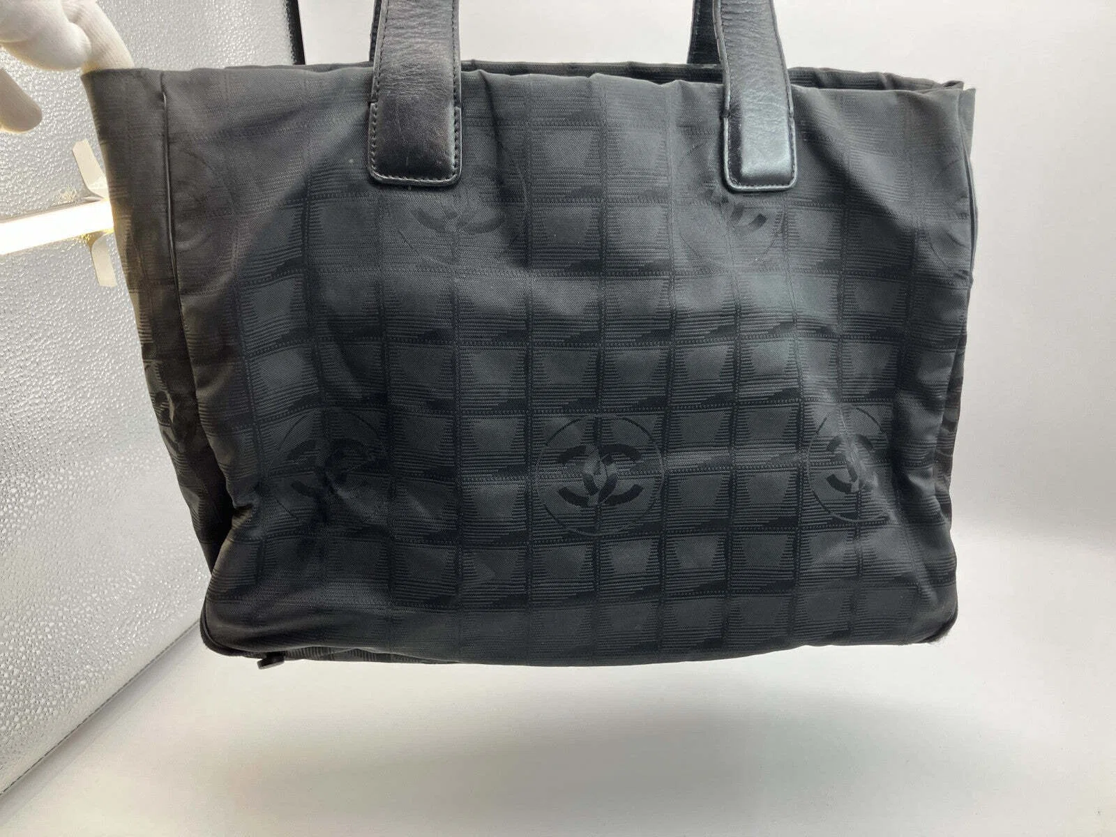 CHANEL New Travel Line Tote MM Black Nylon Leather Italy Missing