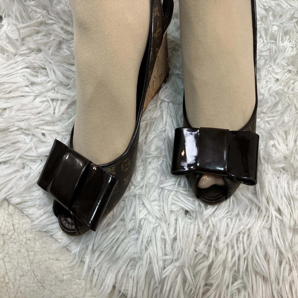 Louis Vuitton Monogram Bow Slingback Wedge Sandals (EU 36)(US 6 
