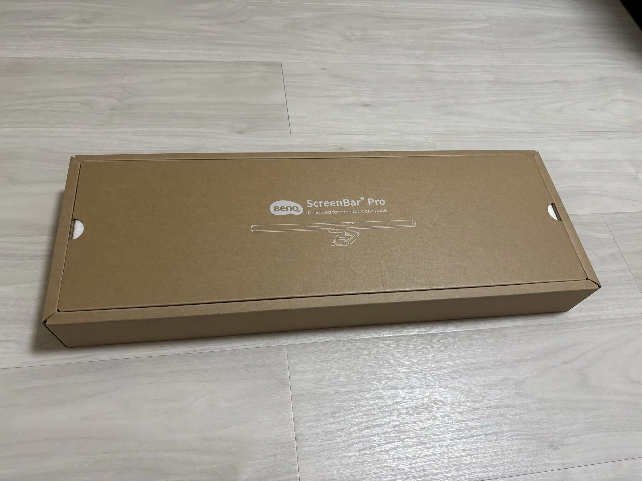BenQ ScreenBar Pro】ずっと悩んでいたモニターライトをついに導入
