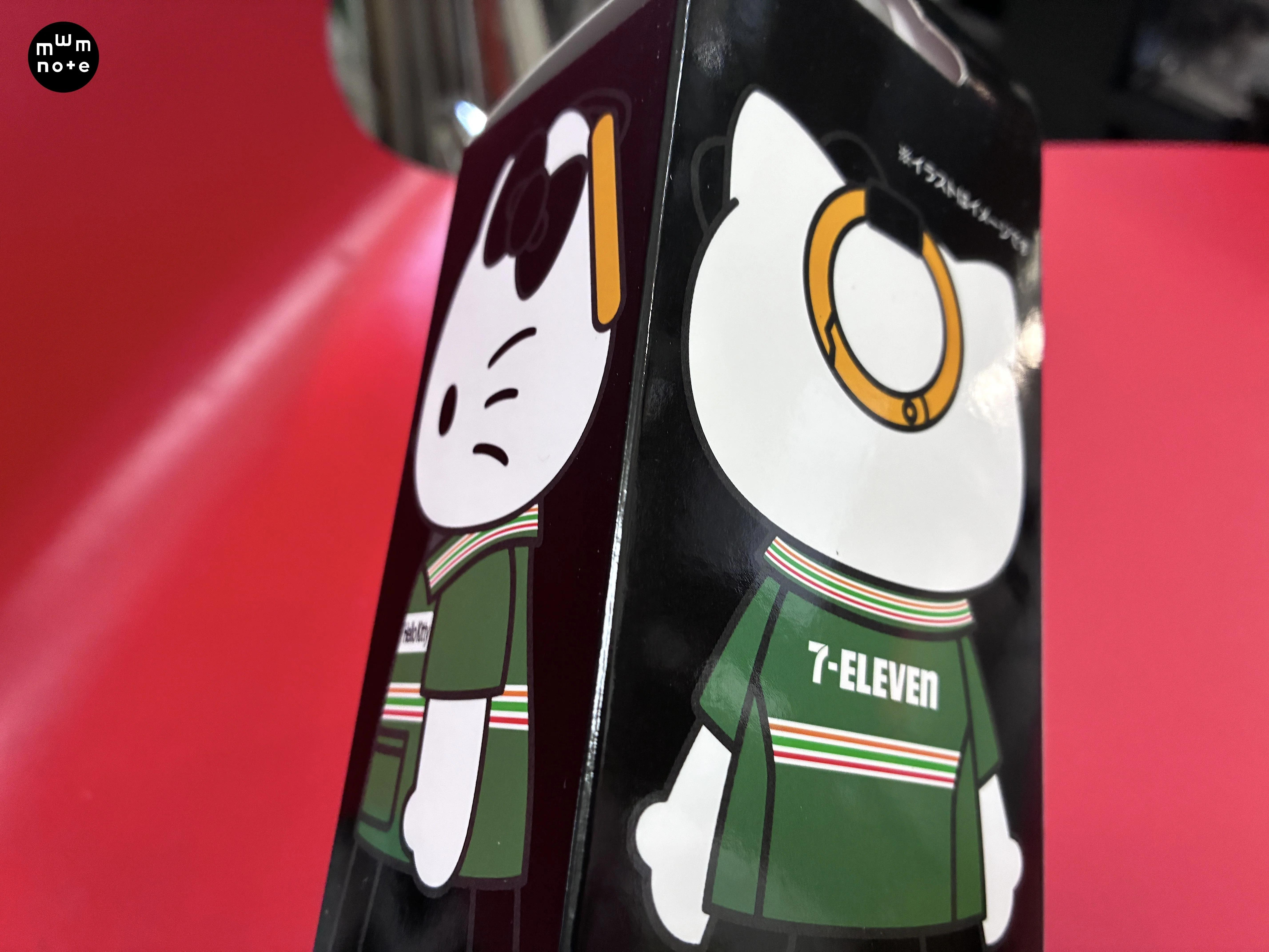ゲリラ販売！？ セブンイレブン限定ベアブリック＆ハローキティ｜MWM