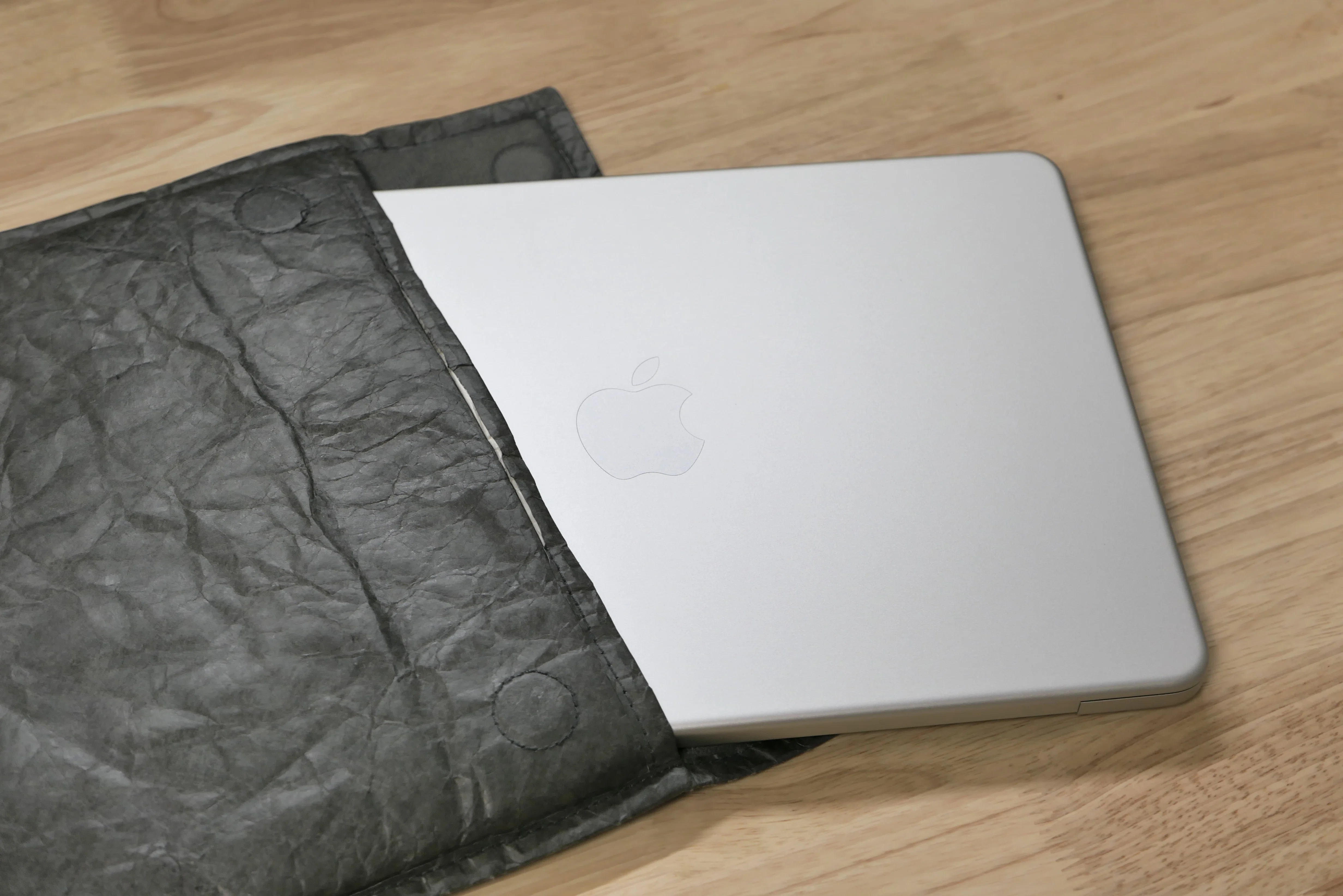MacBook Neo レビュー：コスパの良いサブ機｜ケイカク