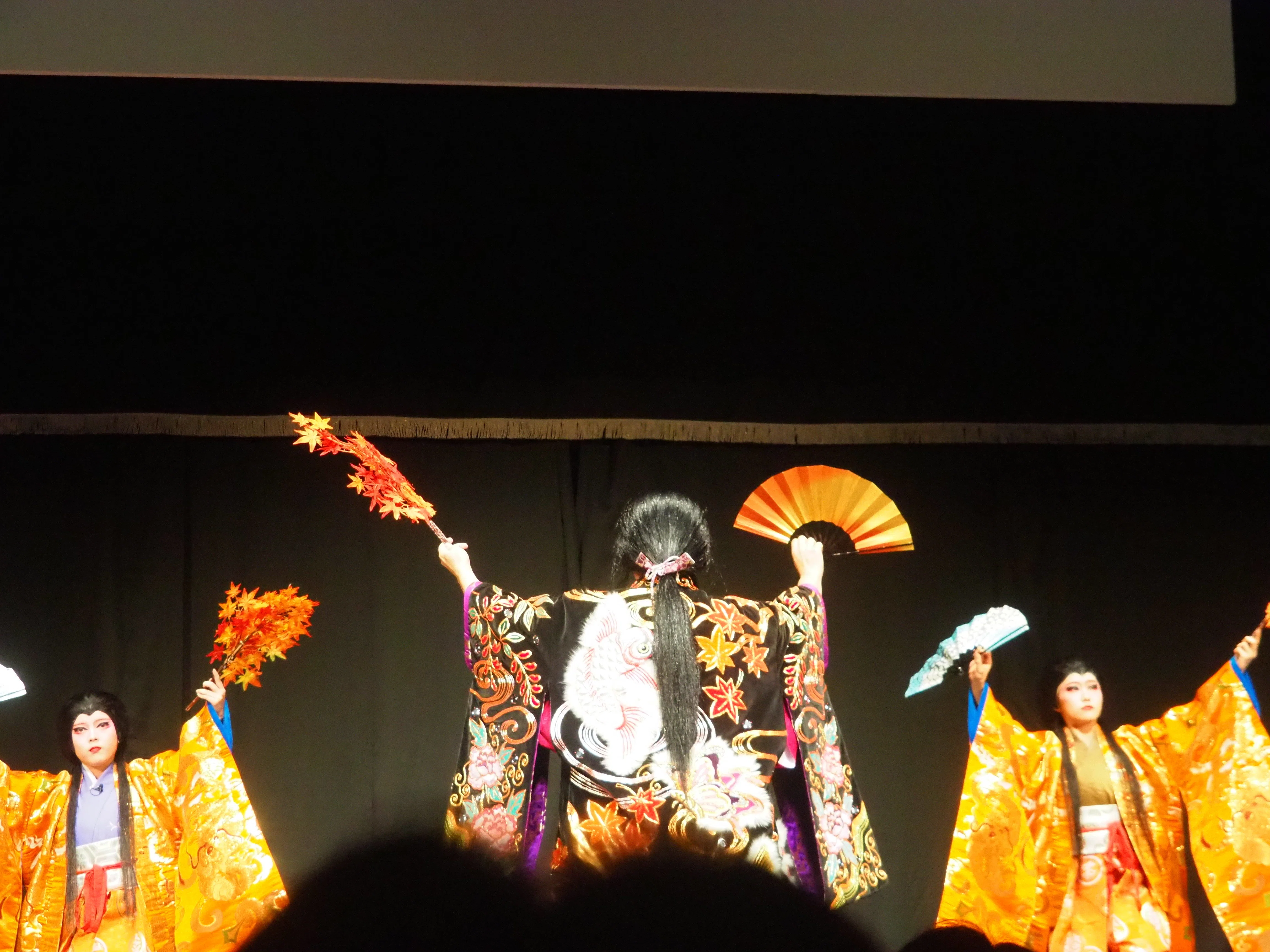 定番(定番とは言ってなくて面白い) 阿坂神楽団：紅葉狩｜ゆき