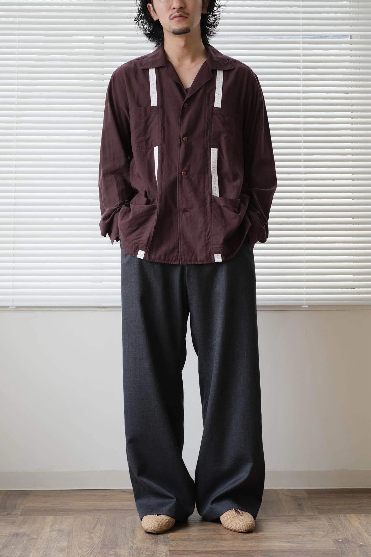 パンツ NAKEDGAUGE/WOOL GABARDINE ASHLEY SLACKS これが1番履く！｜水岡