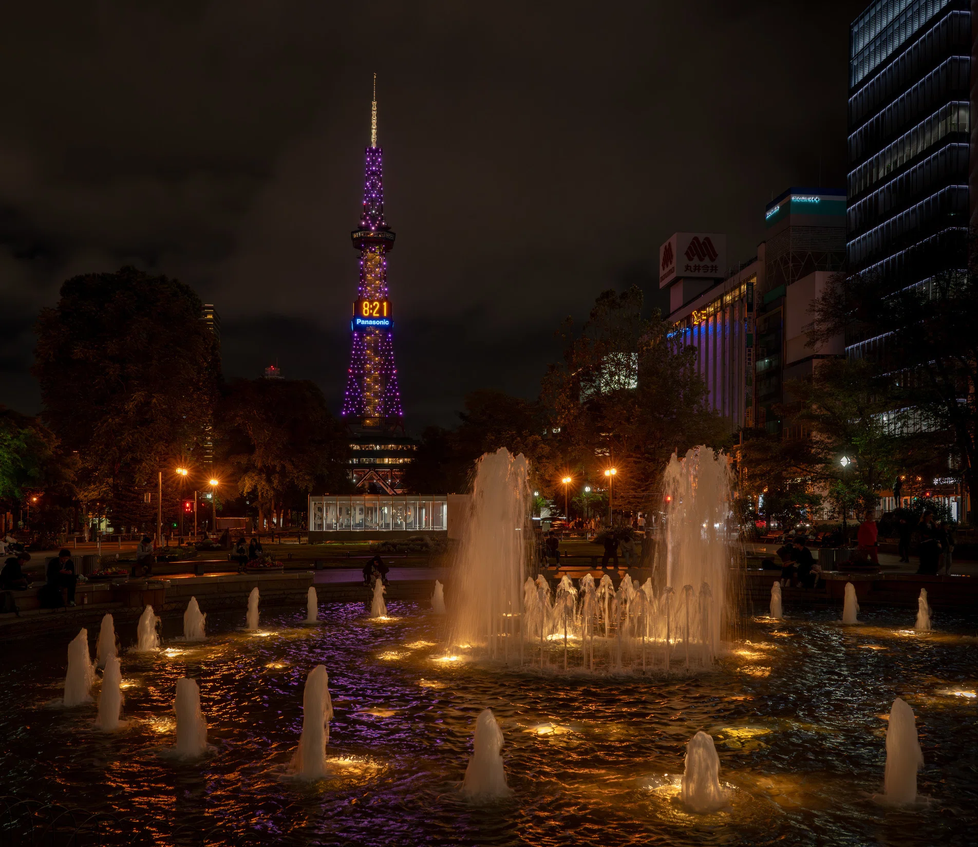 台風を避けて札幌へ｜昼と夜の街を無計画に歩いた写真旅｜佐宗 大介