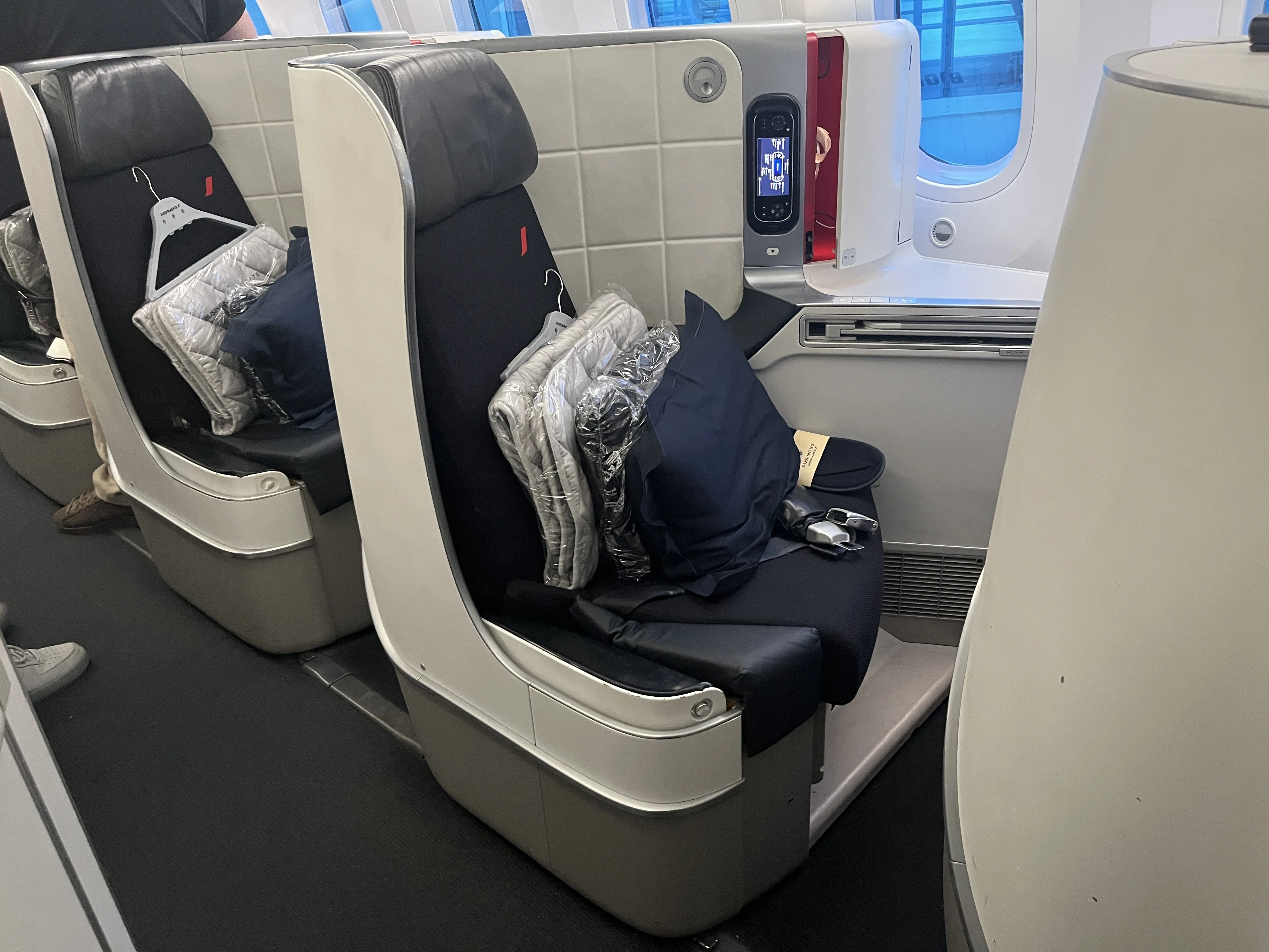 エールフランス、ビジネスクラス搭乗、パリ・シャルル・ド・ゴール空港