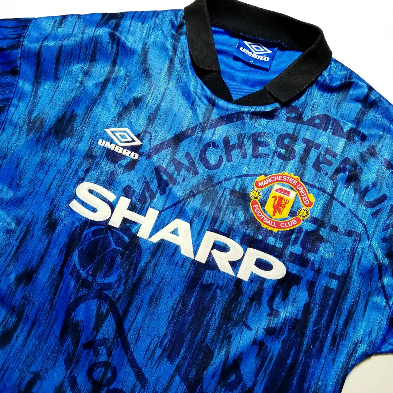 UNITED×UMBRO×SHARP」黄金期の幕開け！マンチェスター・ユナイテッドの