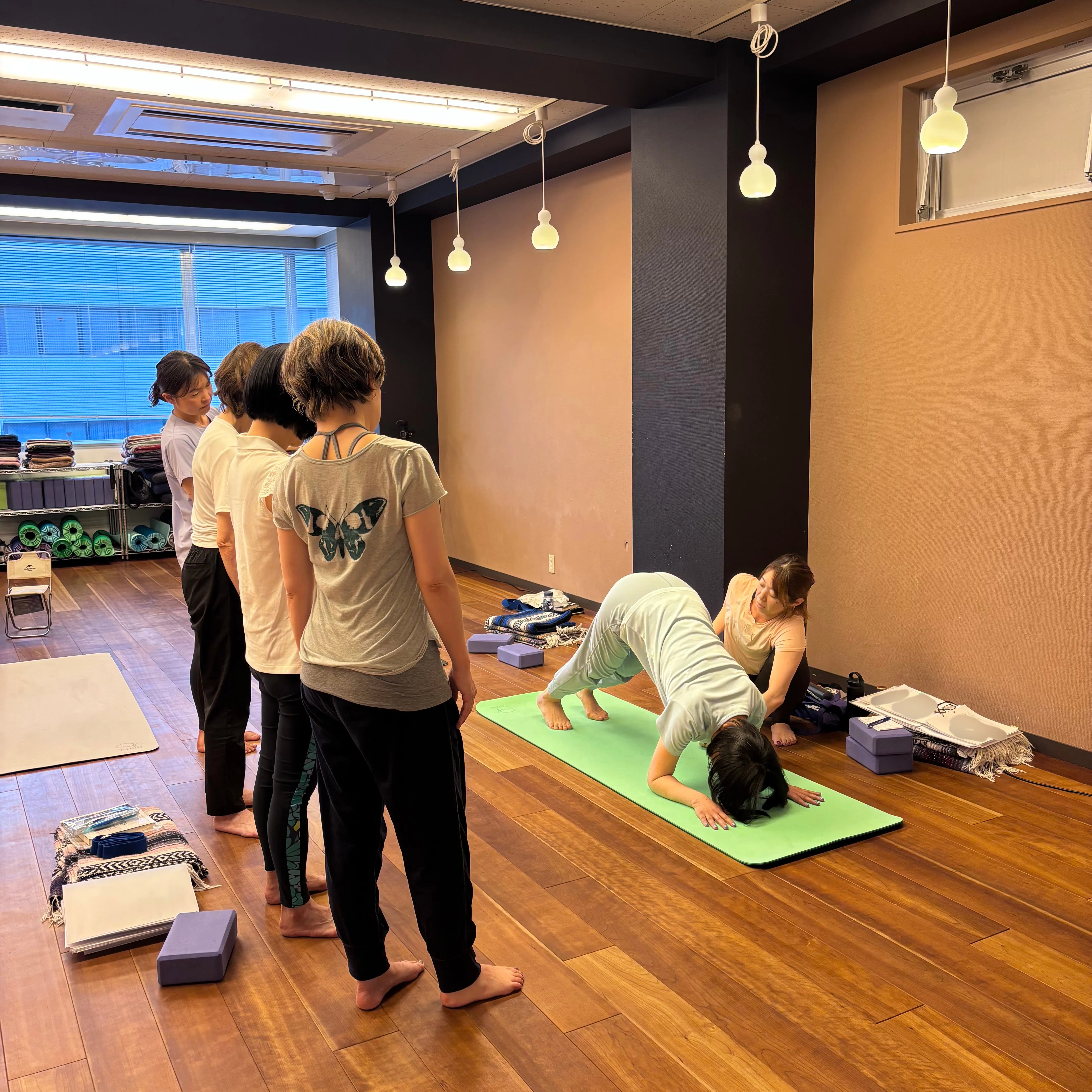 自分がかけた力とその反力を感じる🌿】｜zen place yoga