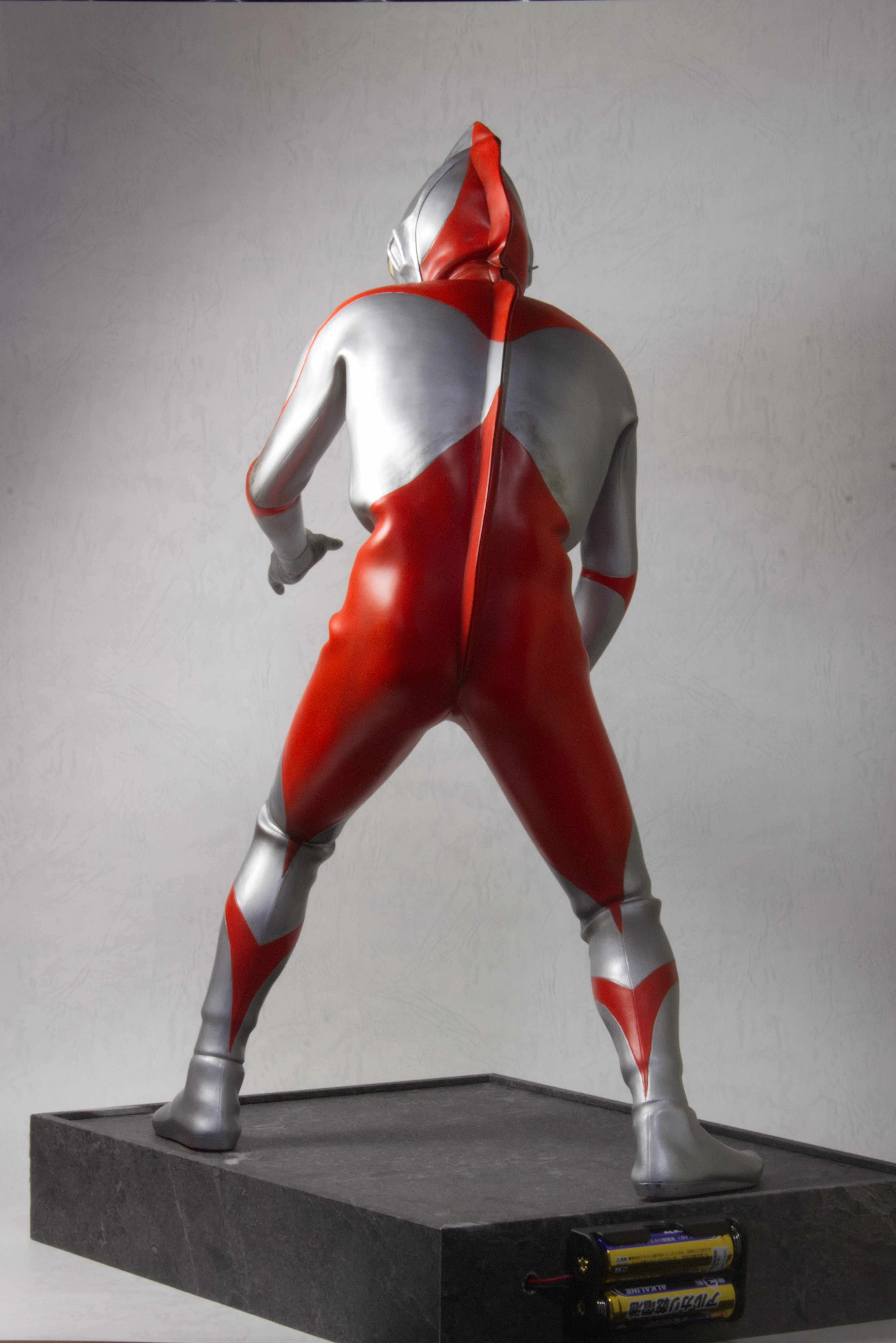 制作&塗装】海洋堂 ウルトラマン（Aタイプ） メガソフビキット 復刻版