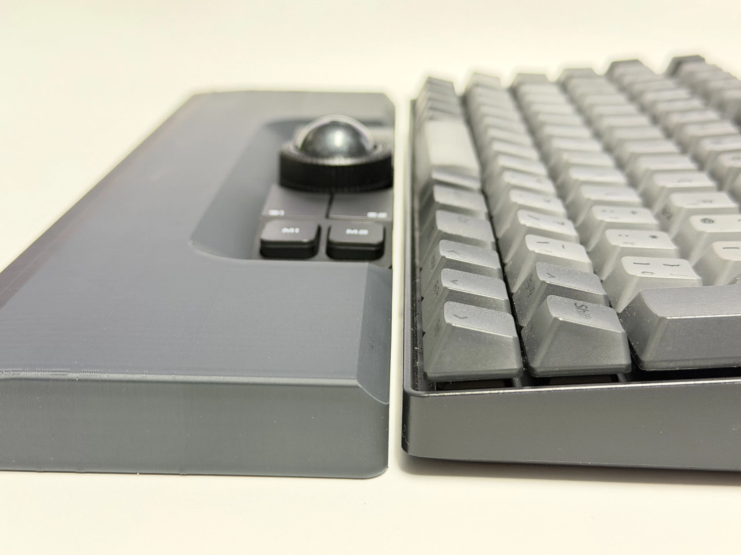 Nape Pro専用リストレストを作りました (または横置き親指干渉問題