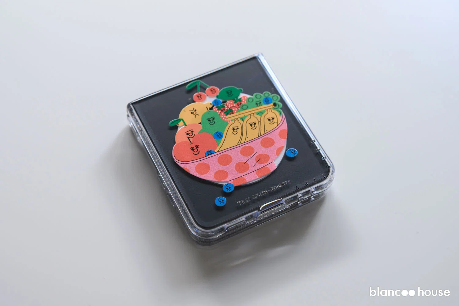 Galaxy Z Flip7用の「TESS SMITH-ROBERTS」ケースを買ってよかった