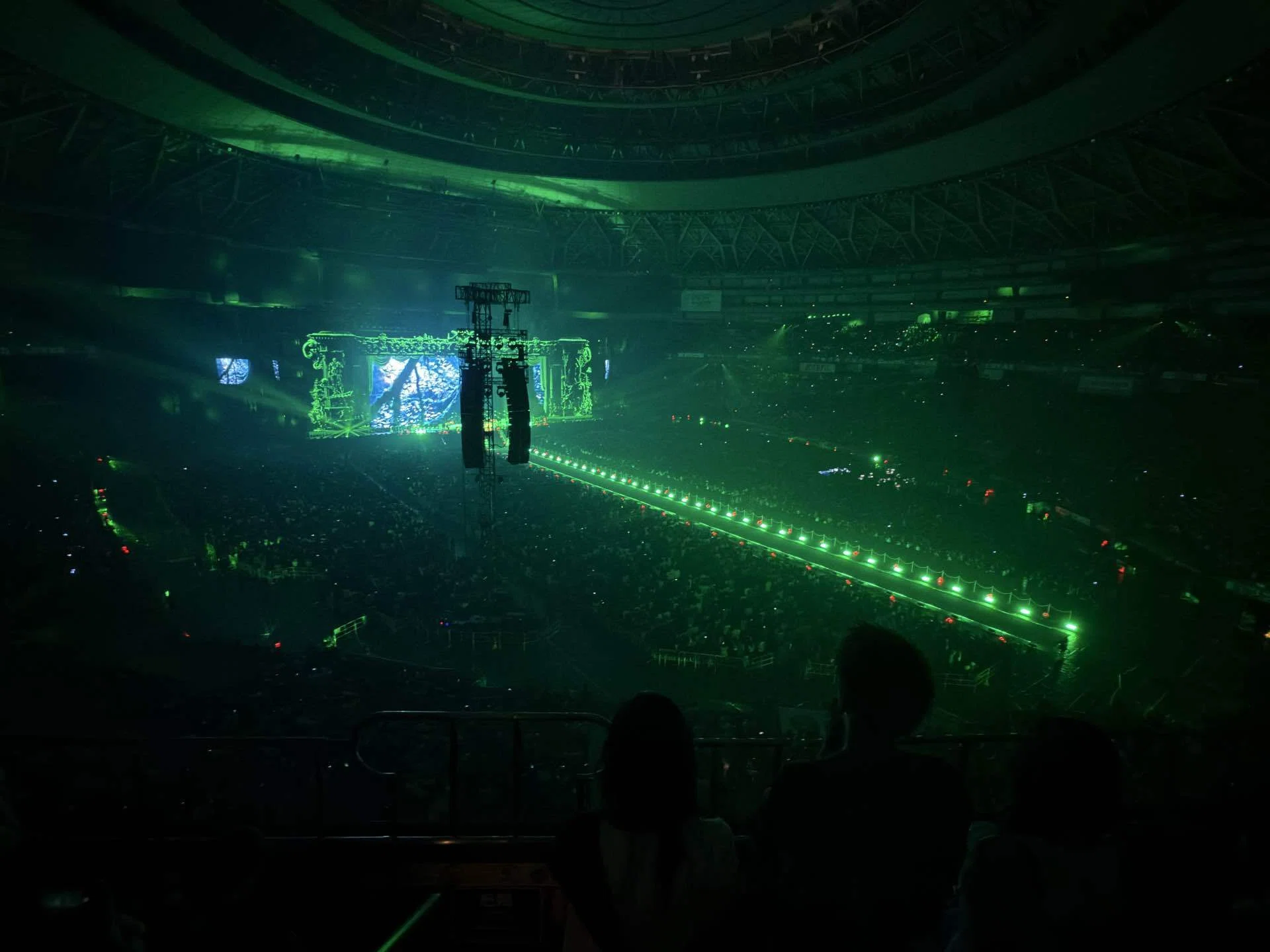 Spoilers Included] SEKAI NO OWARI 