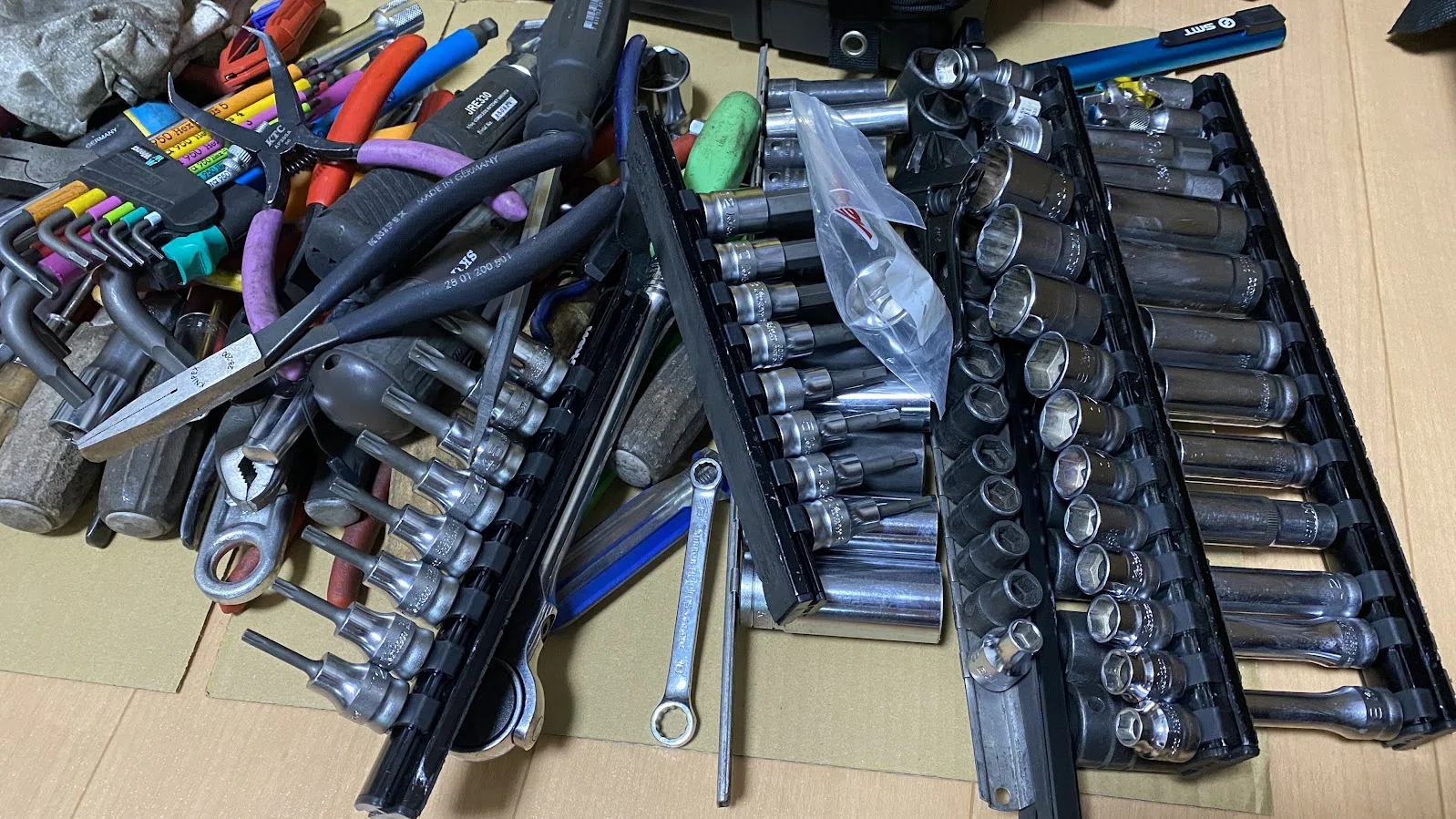 工具が増えすぎた！｜Weekend Garage & Cars Life
