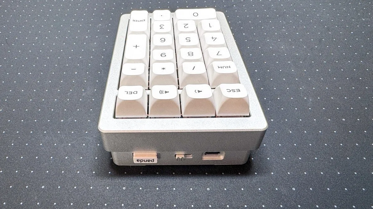 あ⋈ちゃん キープ 日本未発売の20キーテンキー「PANDA20」、静音スイッチ化したらかなり