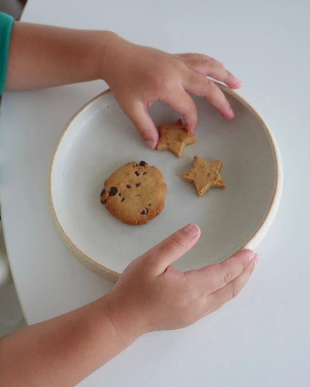 サクッッッ「米粉のチョコチップクッキー」🍪(印刷できるレシピ)｜ルナ