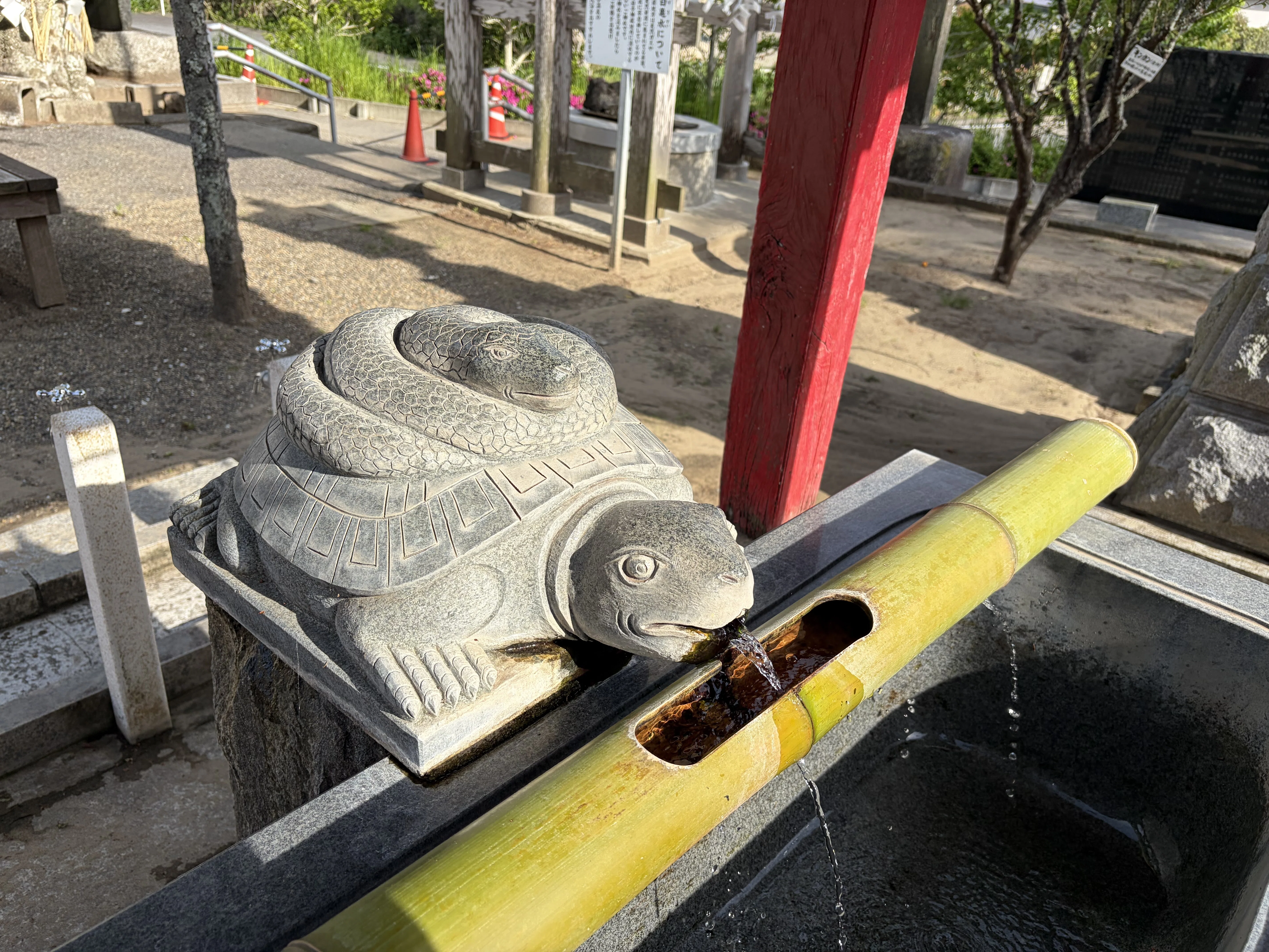 手水舎の龍はいつからそこにいるのか？｜儀礼は古代、建物は江戸、龍の