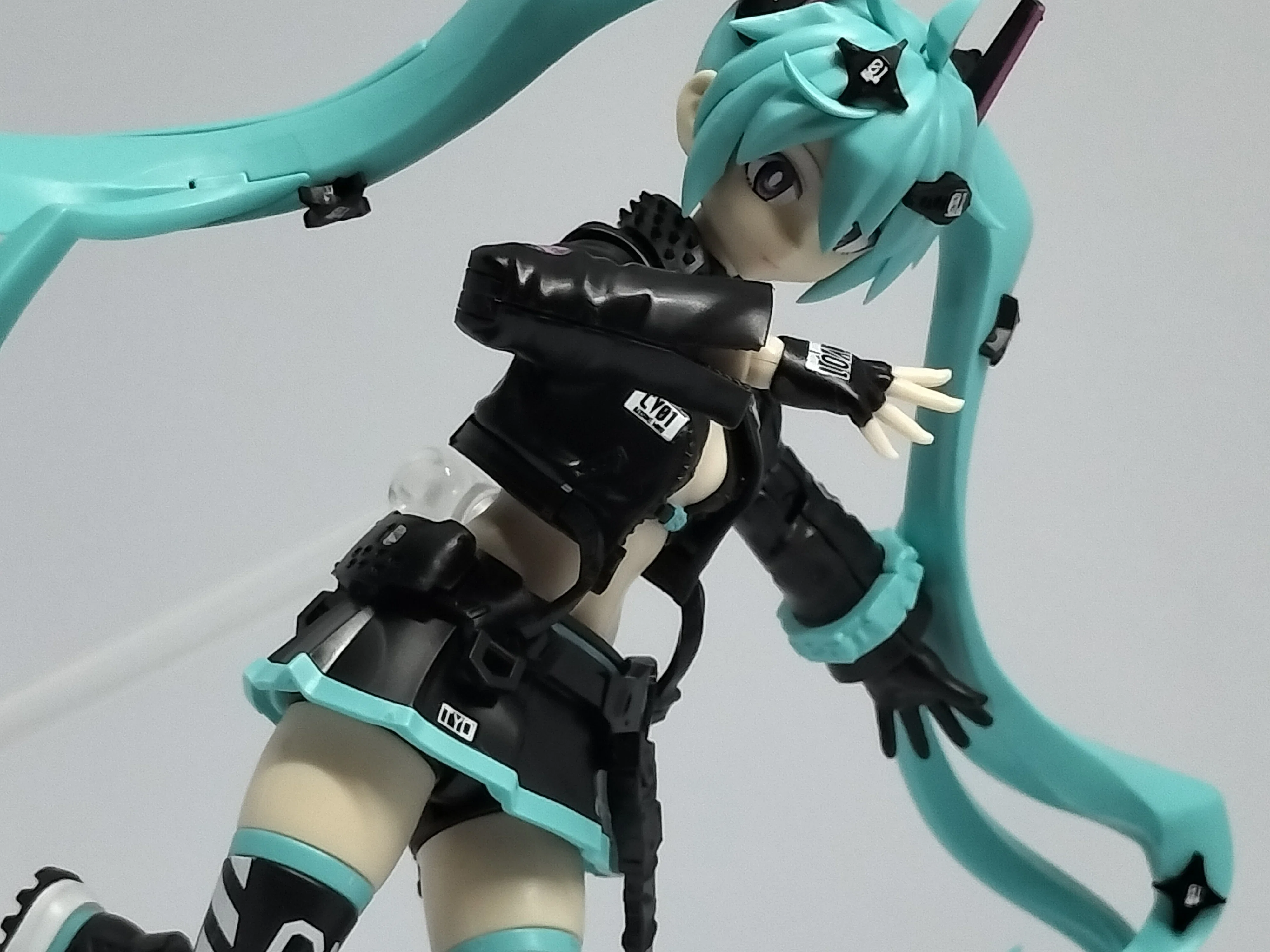 PLAMATEA 初音ミク 中央町戦術工芸Ver.｜ノアス