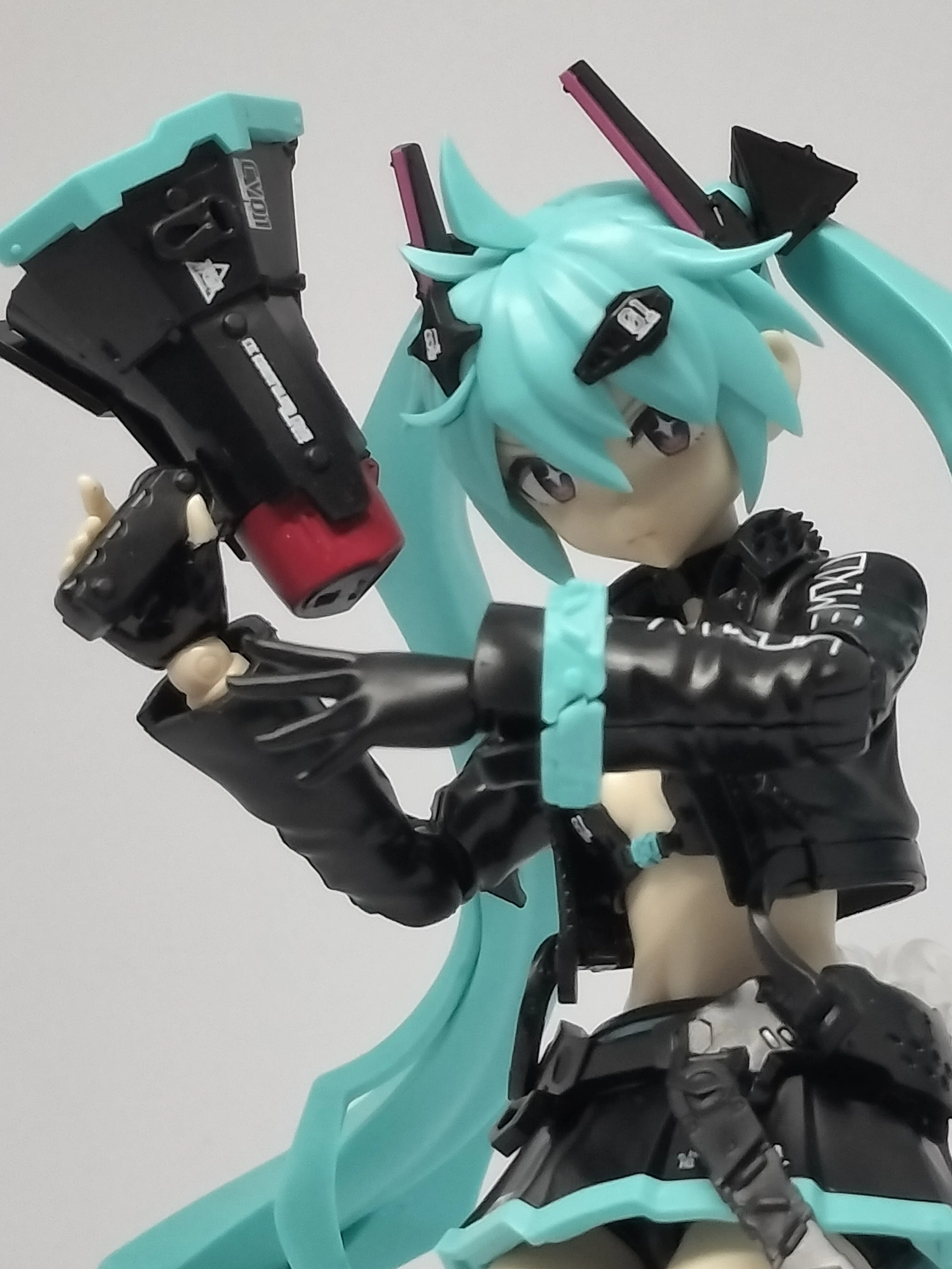 PLAMATEA 初音ミク 中央町戦術工芸Ver.｜ノアス