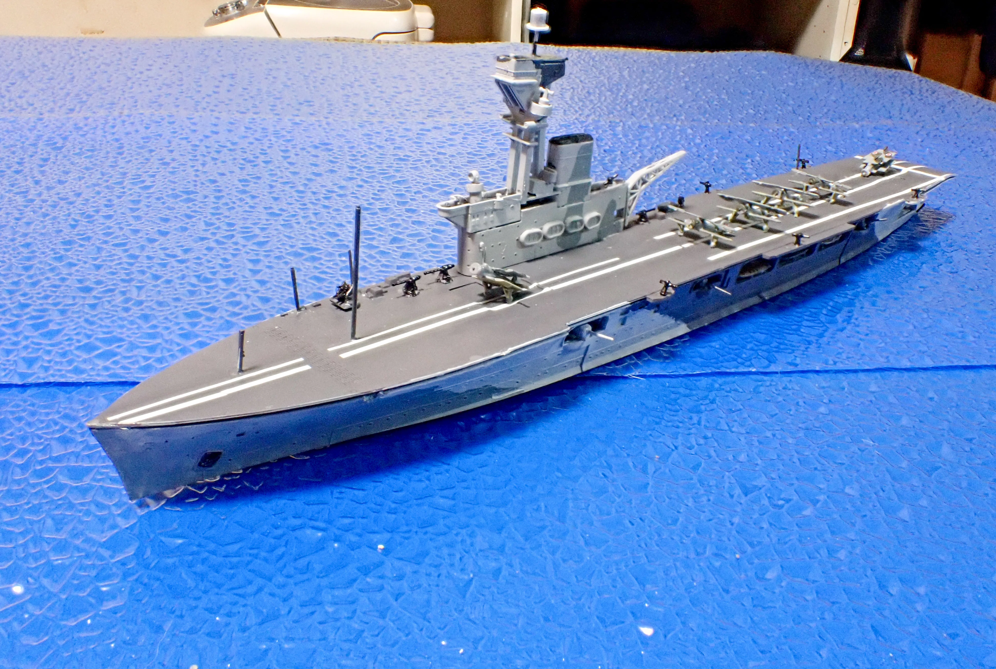 1/700 ウォーターラインシリーズ イギリス航空母艦 ハーミーズ｜セるしうす