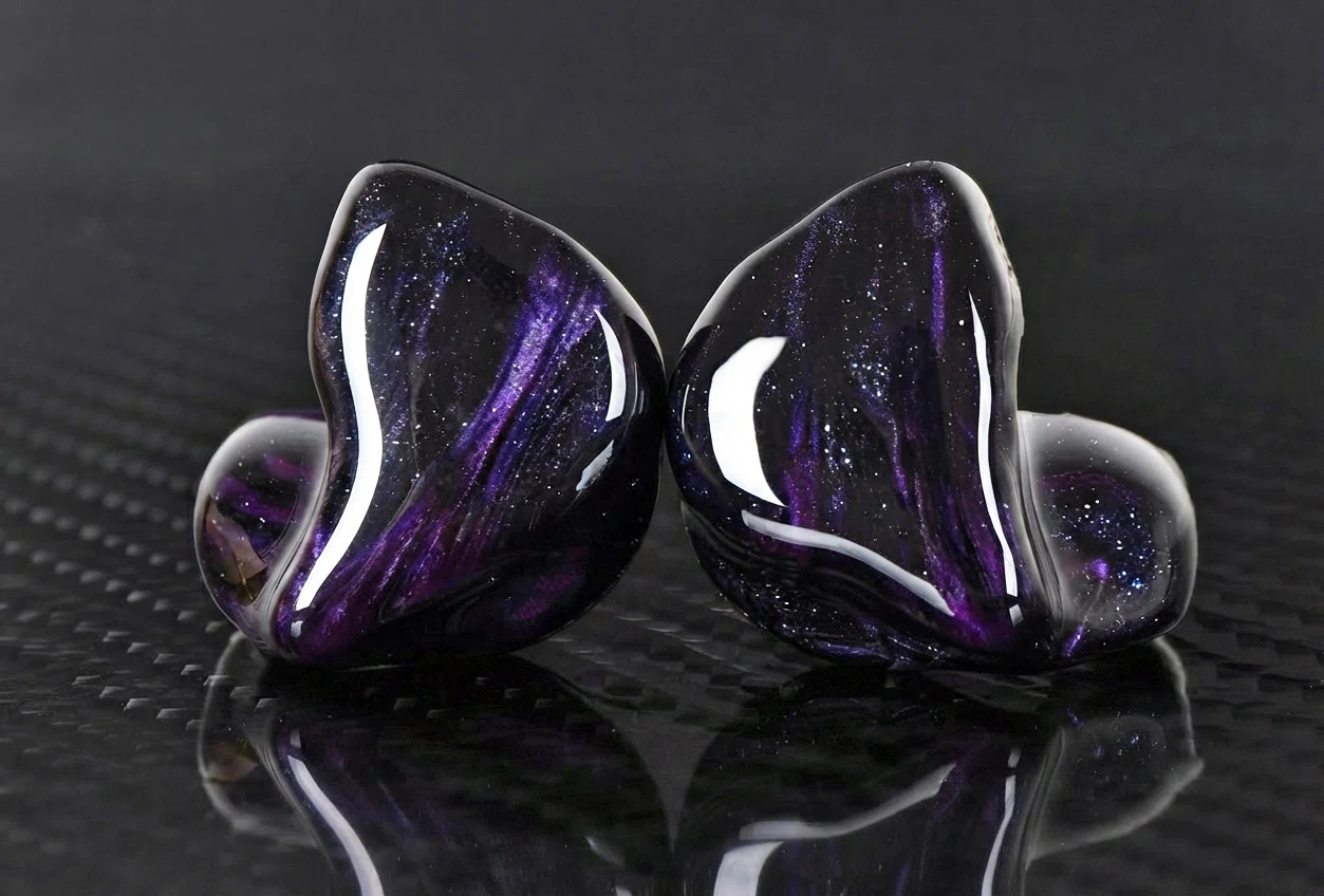 頂点と基準点。Noble Audio 「KRONOS」 「Stage 3」、2つのCustom IEM