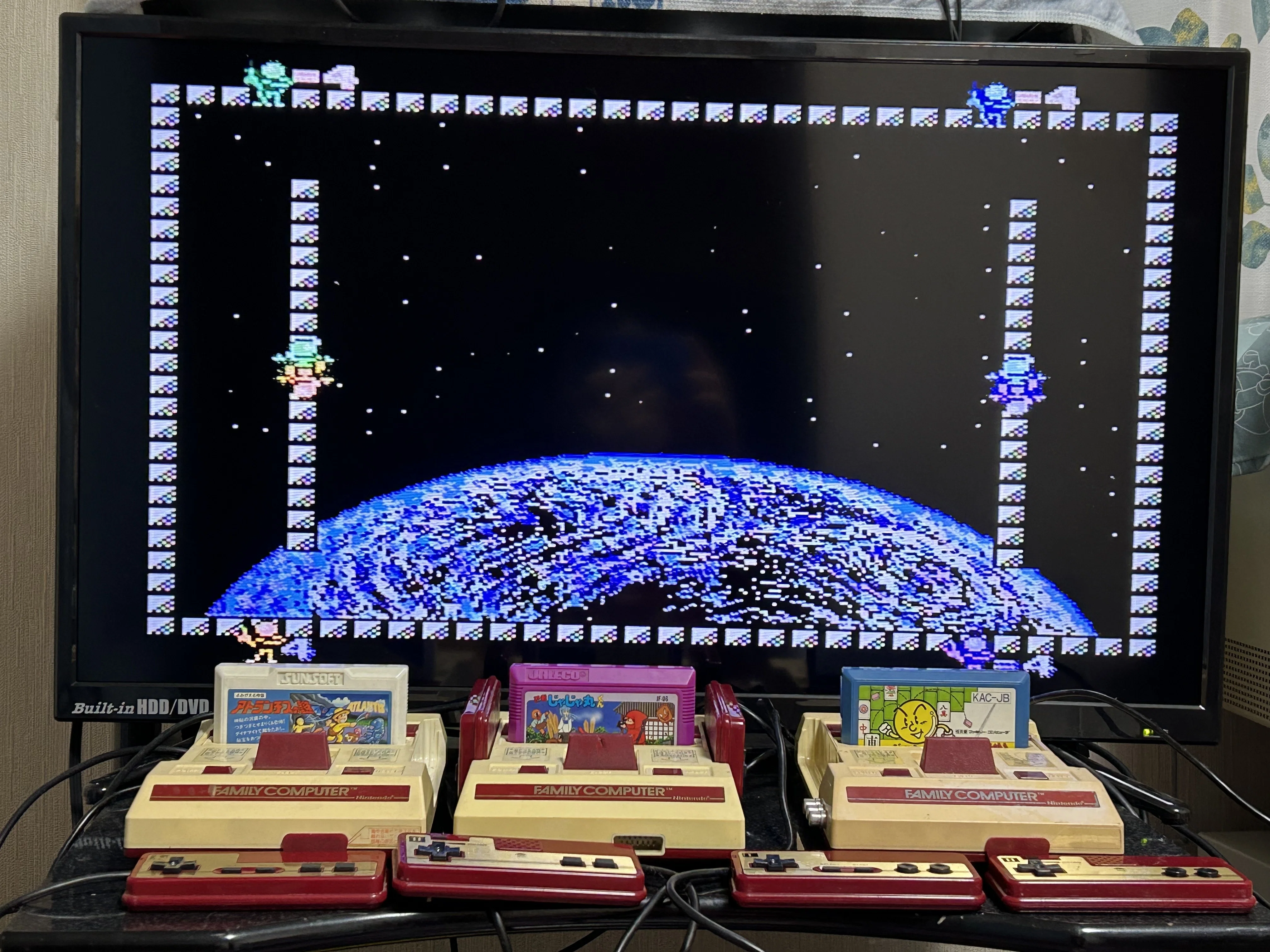 ファミリーコンピュータ（発売43周年）ファミコンで発売された