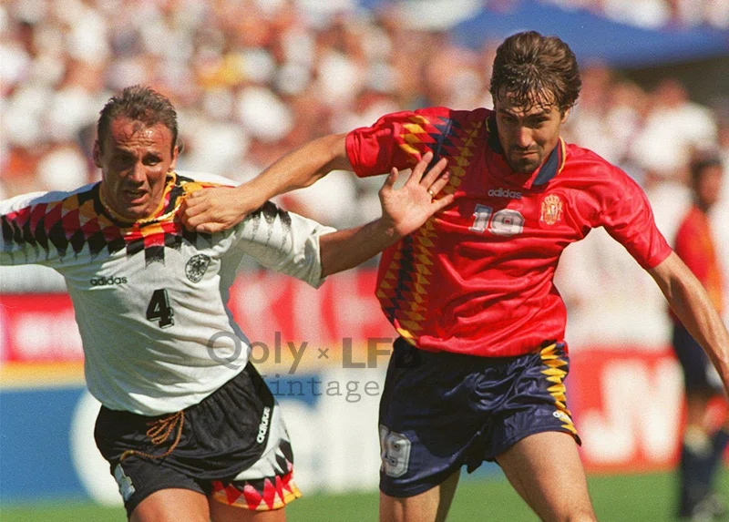 ザ・90年代なダイヤ柄！スペイン代表1994W杯ユニフォーム、スペイン製