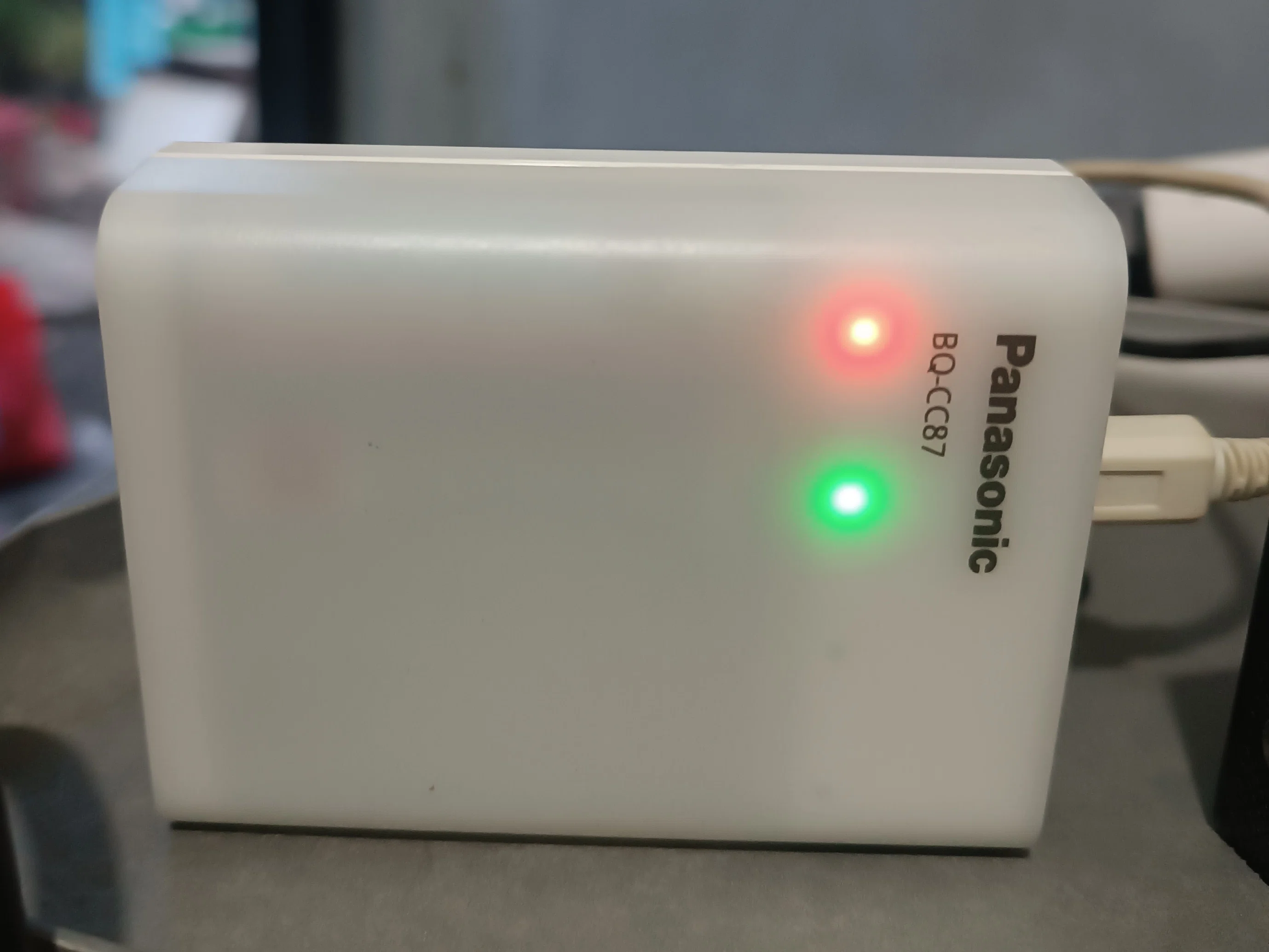 充電できなくなった12年モノのエネループを復活できるか試してみた｜BUTACO