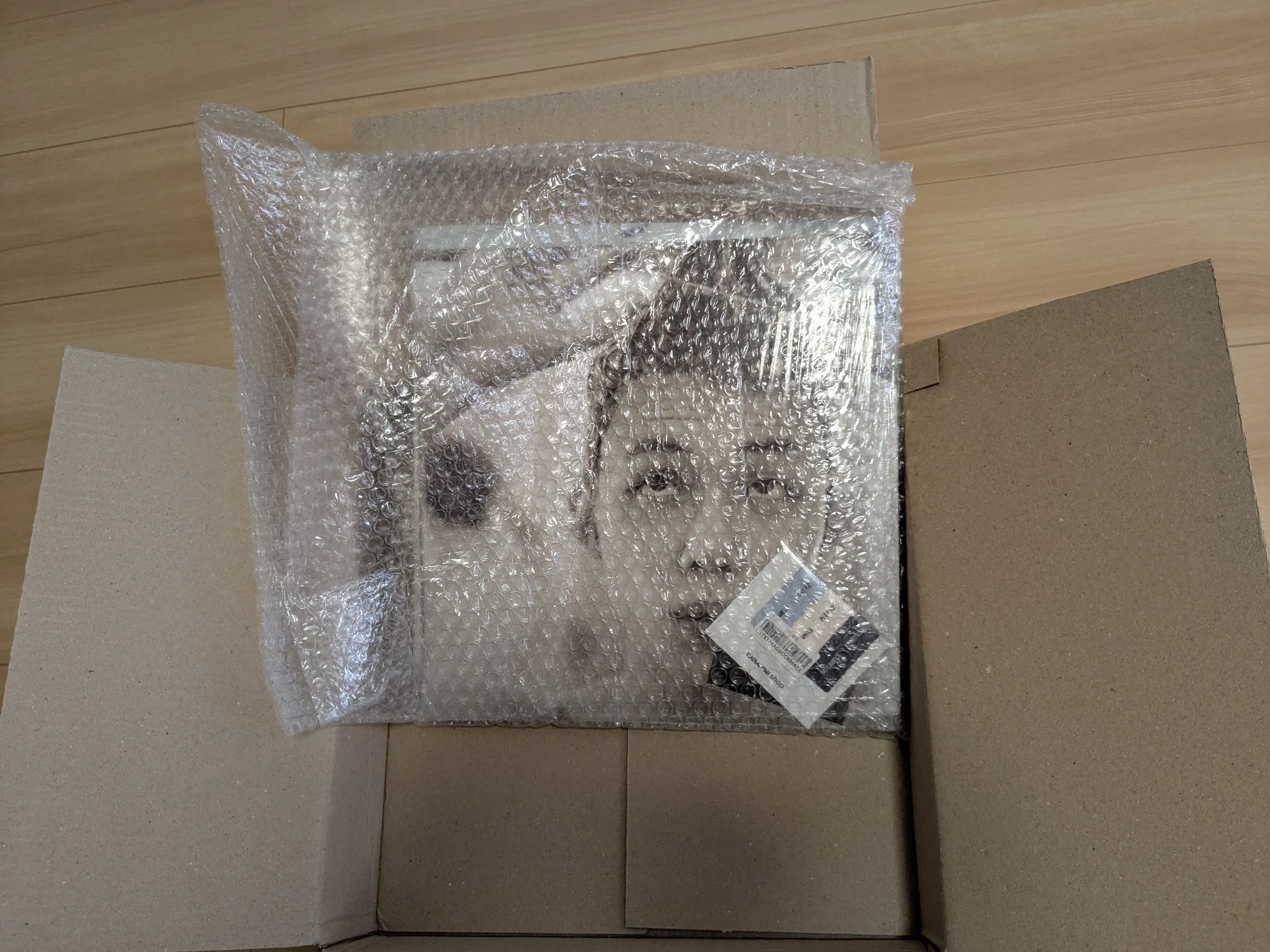 今開催しているオークションの添付し忘れた写真 ノーマルの束と開封済みBOX 開封静止画】EP.16｜NO LABELS PART 02｜らぴ