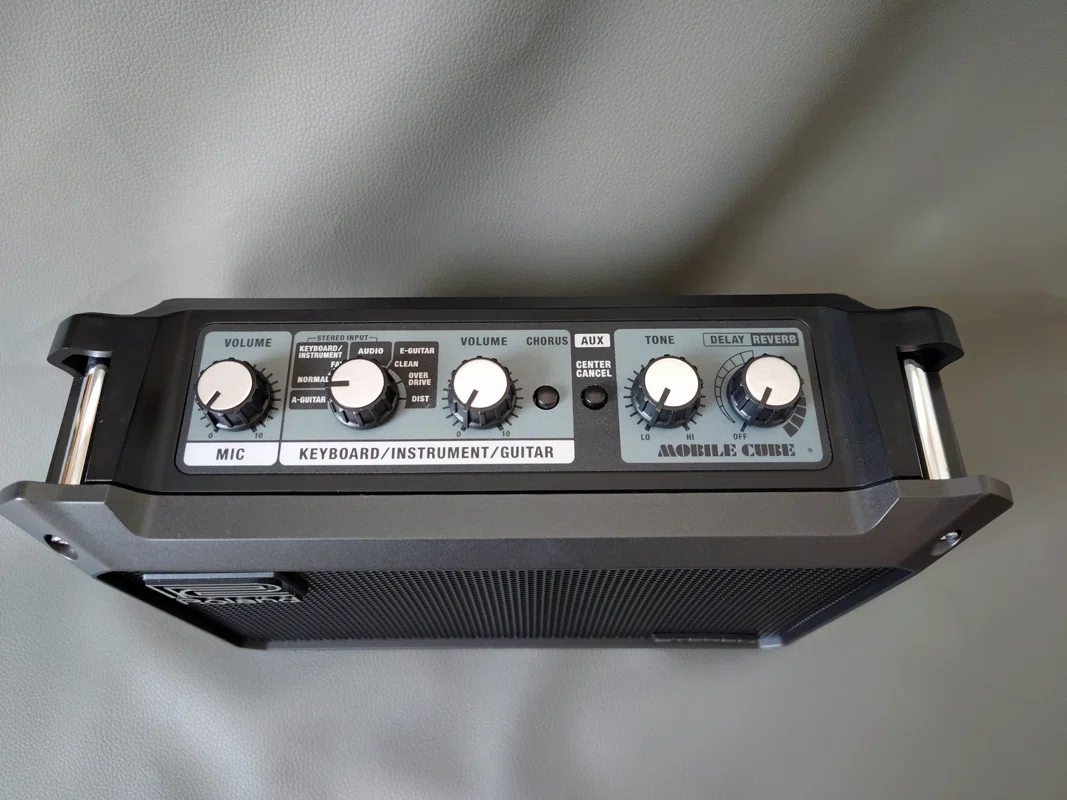 Roland MOBILE CUBE｜DUNE