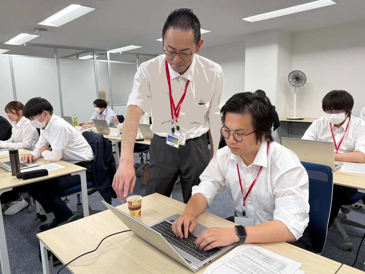 [New Employee Training] From beginner to engineer. Introducing our new ...