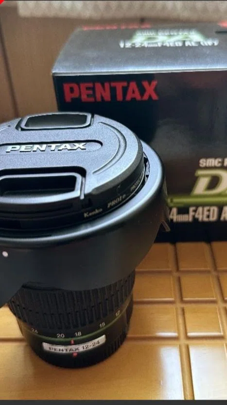 箱の綺麗さは、愛情の証。APS-C用「DA 12-24mmF4」を、あえてフル