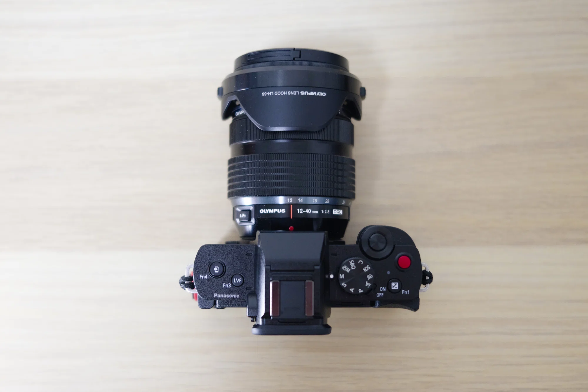 キヤノン「PowerShot V1」を手放すことに決め、「LUMIX G100D」を買っ