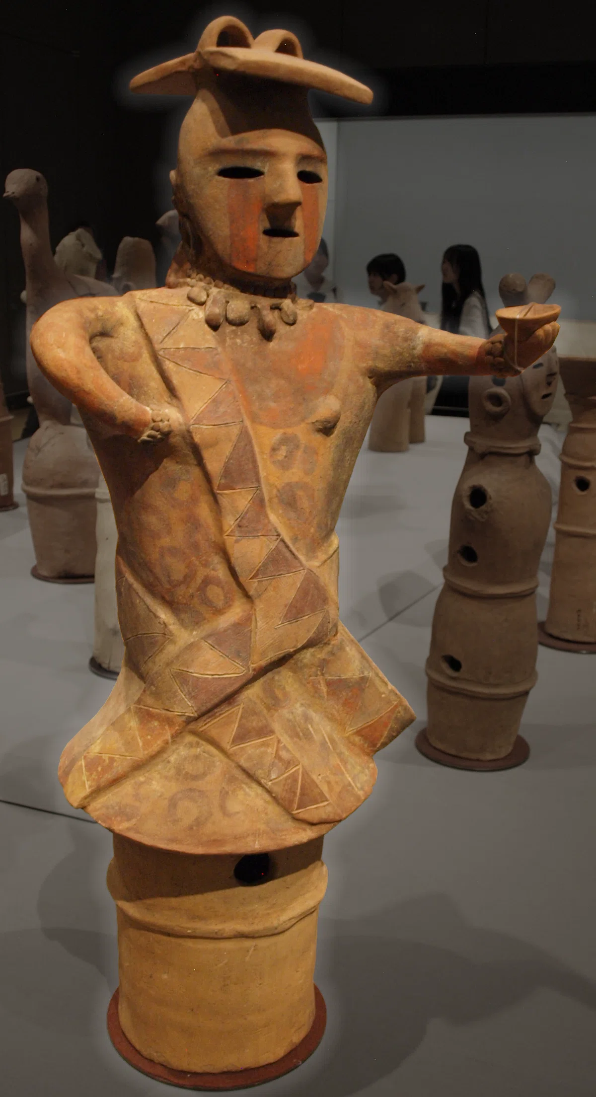 ただ今展示中⑬《埴輪 杯を捧げる女子》古墳時代・6世紀、東京国立