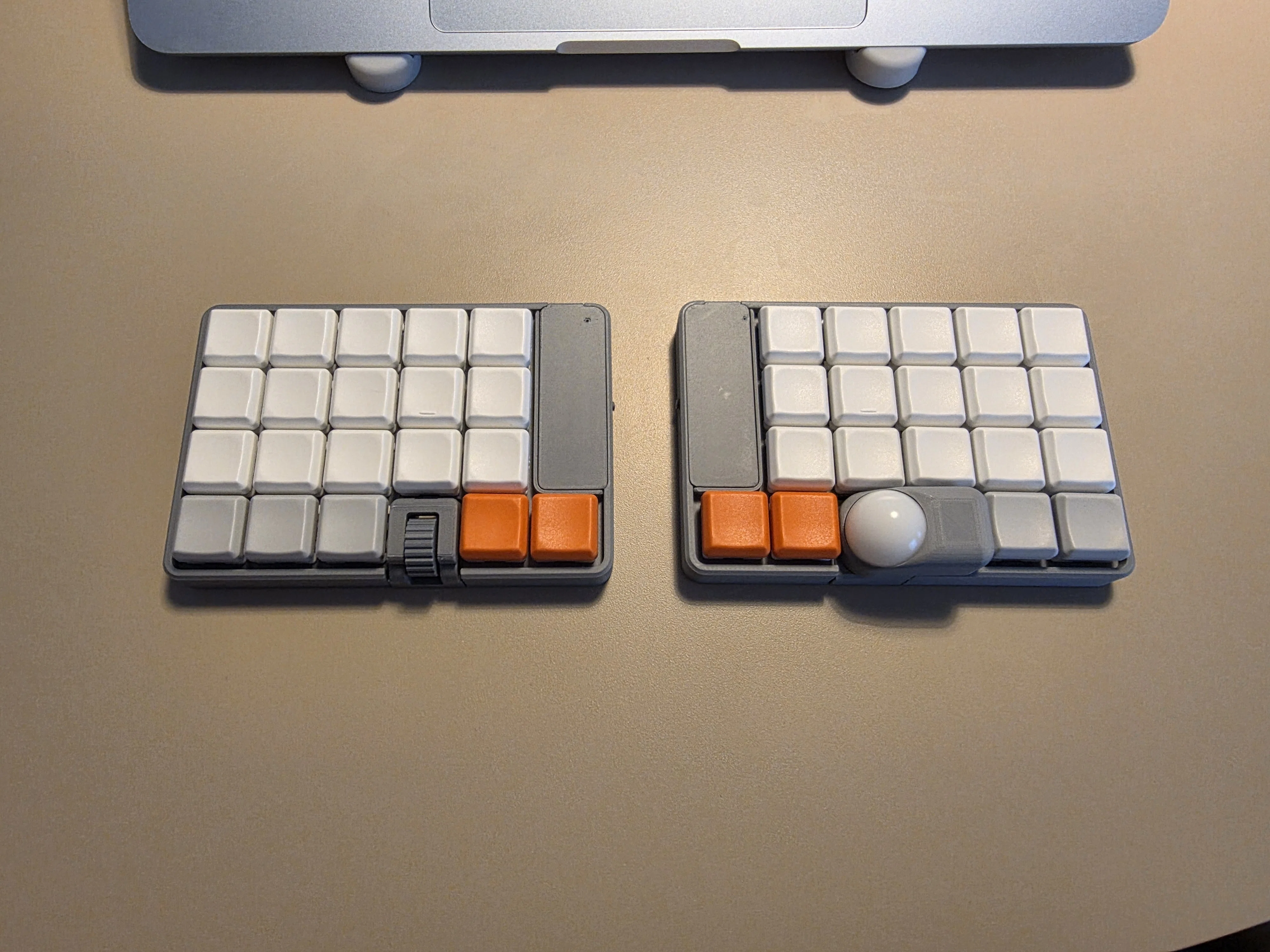 分割キーボード「LisM」に挑戦してみた｜kotoriga_chun