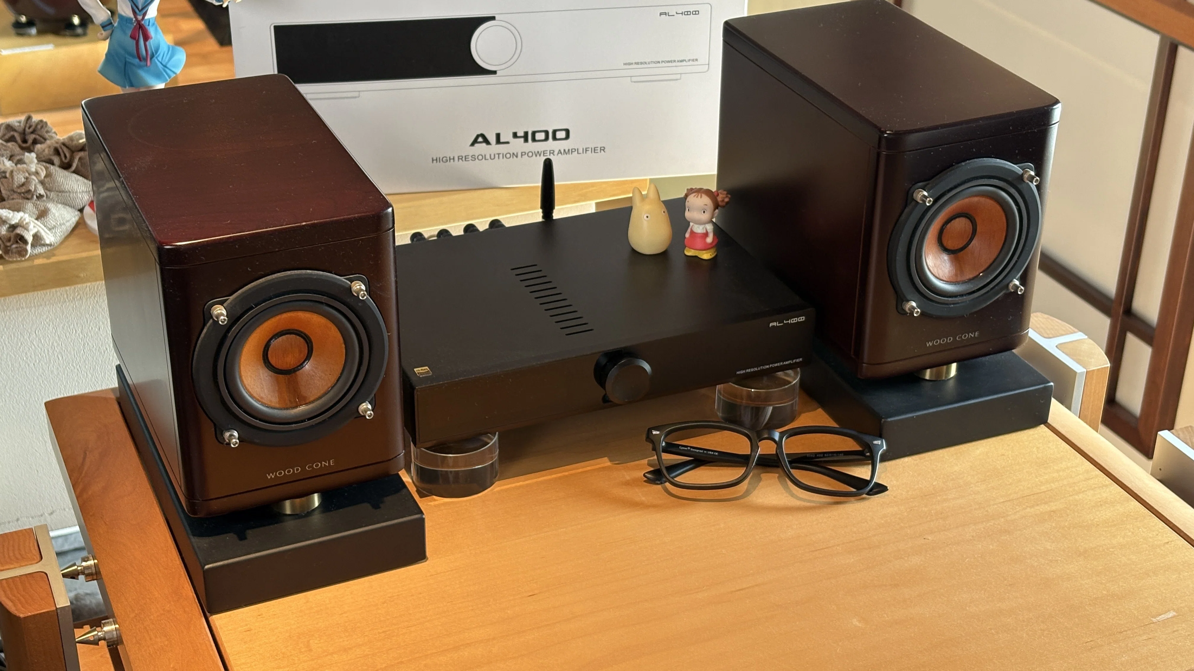 Victor WoodconeをS.M.S.L. AL400の3バンドEQでBGM向けに整える
