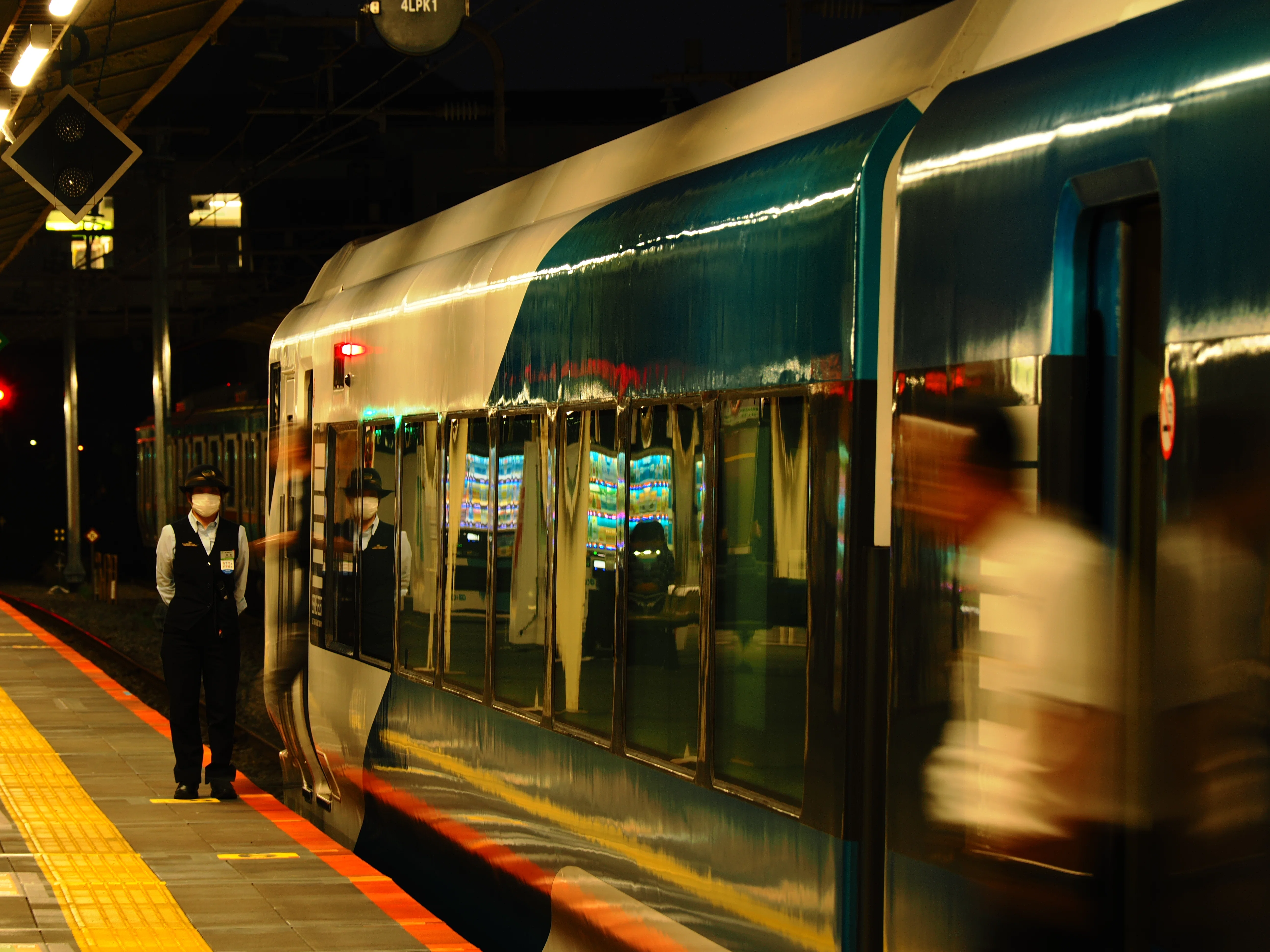 平塚83｜夜の平塚駅｜kose0820