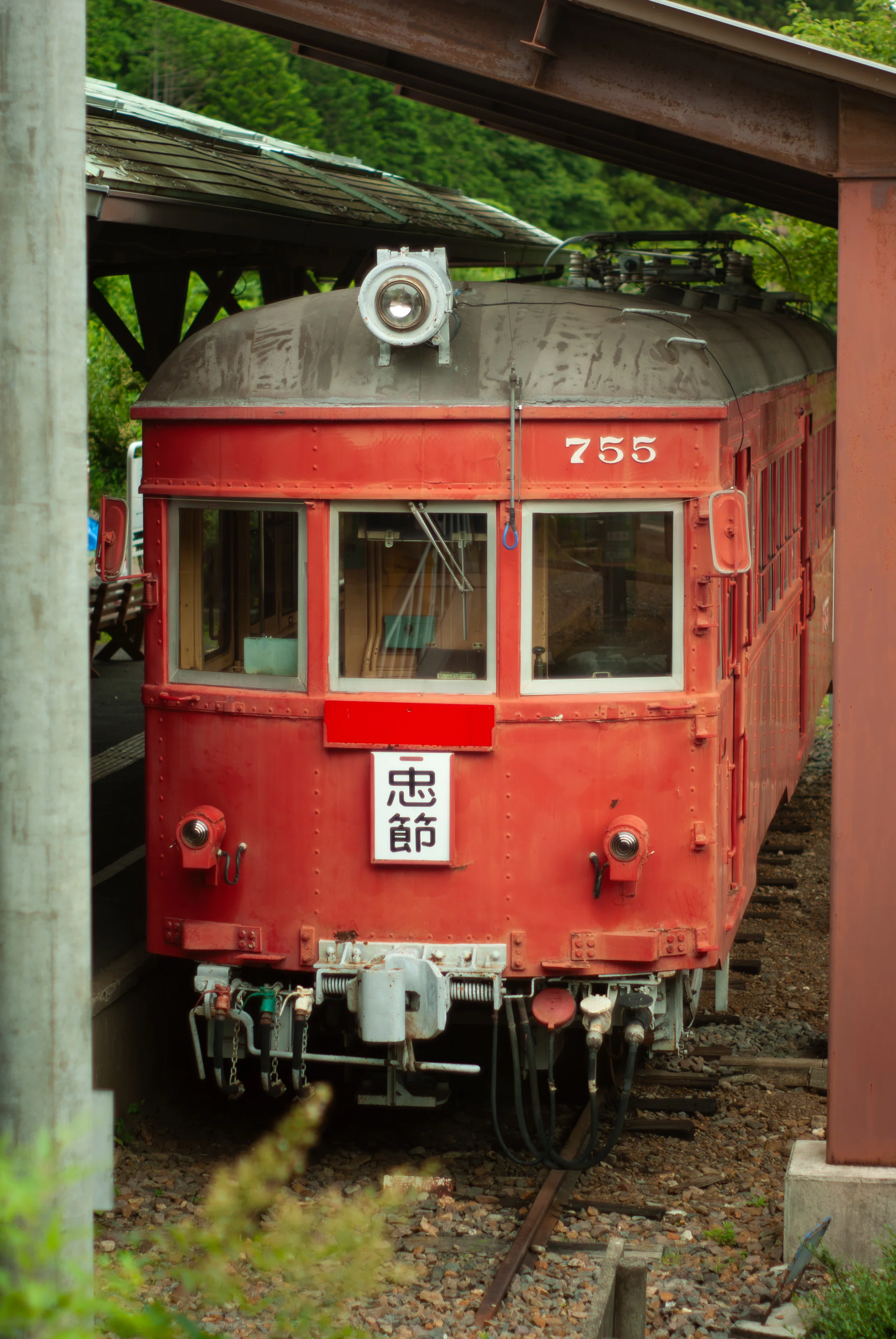 写真】旧名鉄谷汲駅へ｜赤乃
