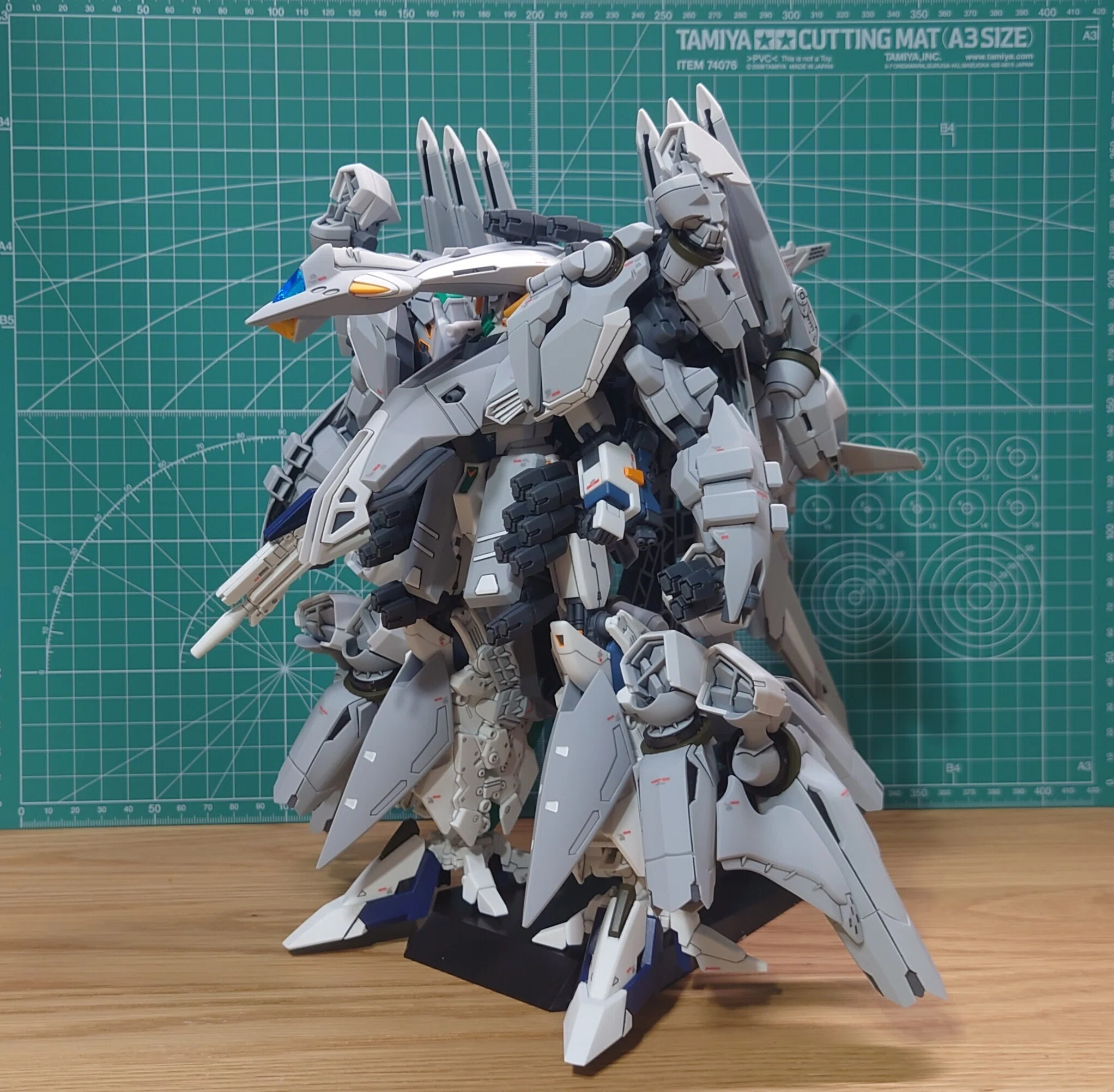 HGアリュゼウス】前評判とリアルの境界線。最新ガンプラ基準で紐解く
