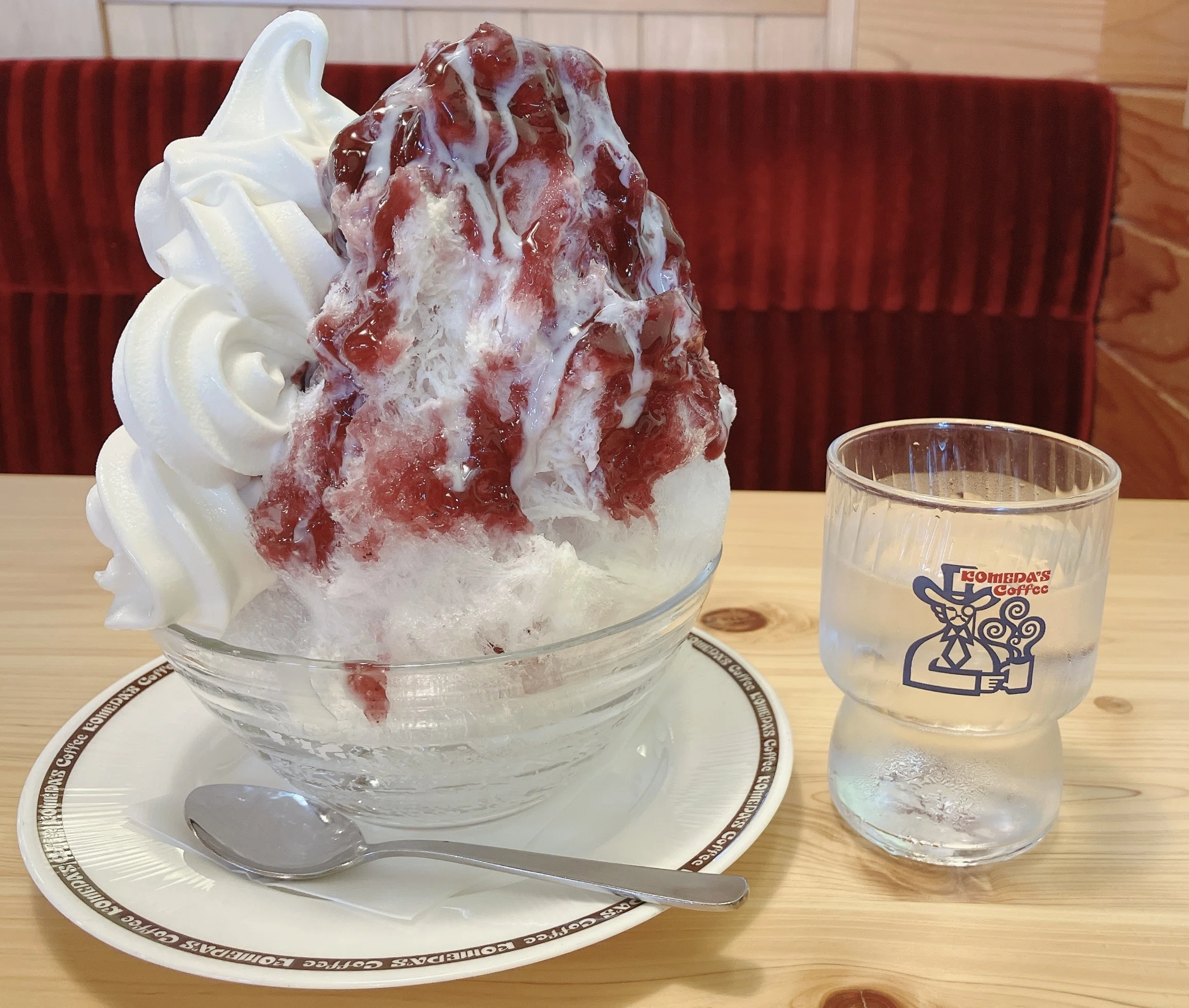おコメ様☆専用ページ コメダ珈琲店】爽やかあっさりかき氷！アサイーミックス氷の感想
