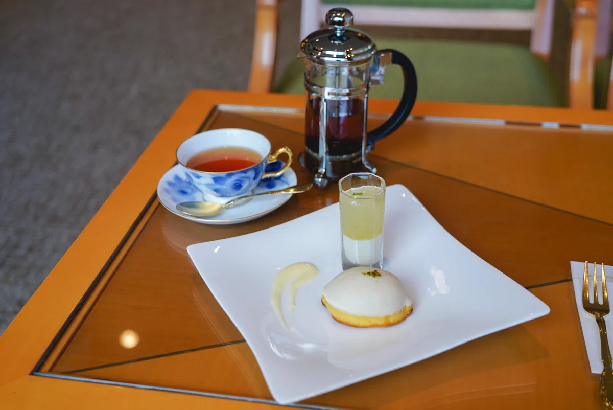 札幌グランドホテル ロビーラウンジ ミザール おいしい紅茶の店 ケーキセット