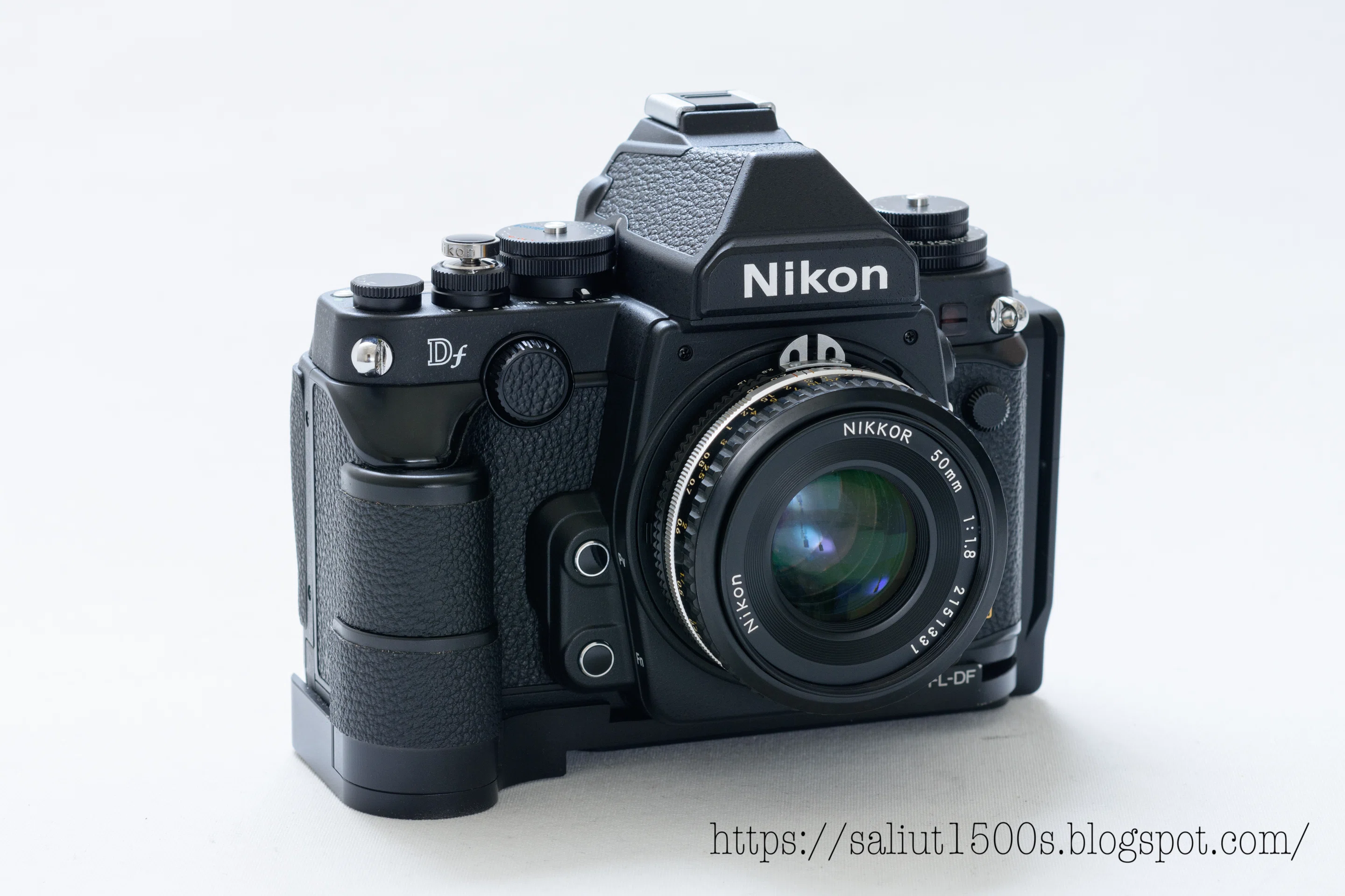 カメラ機材記事】2026年夏になっても一眼レフのNikon Dfが楽しくて