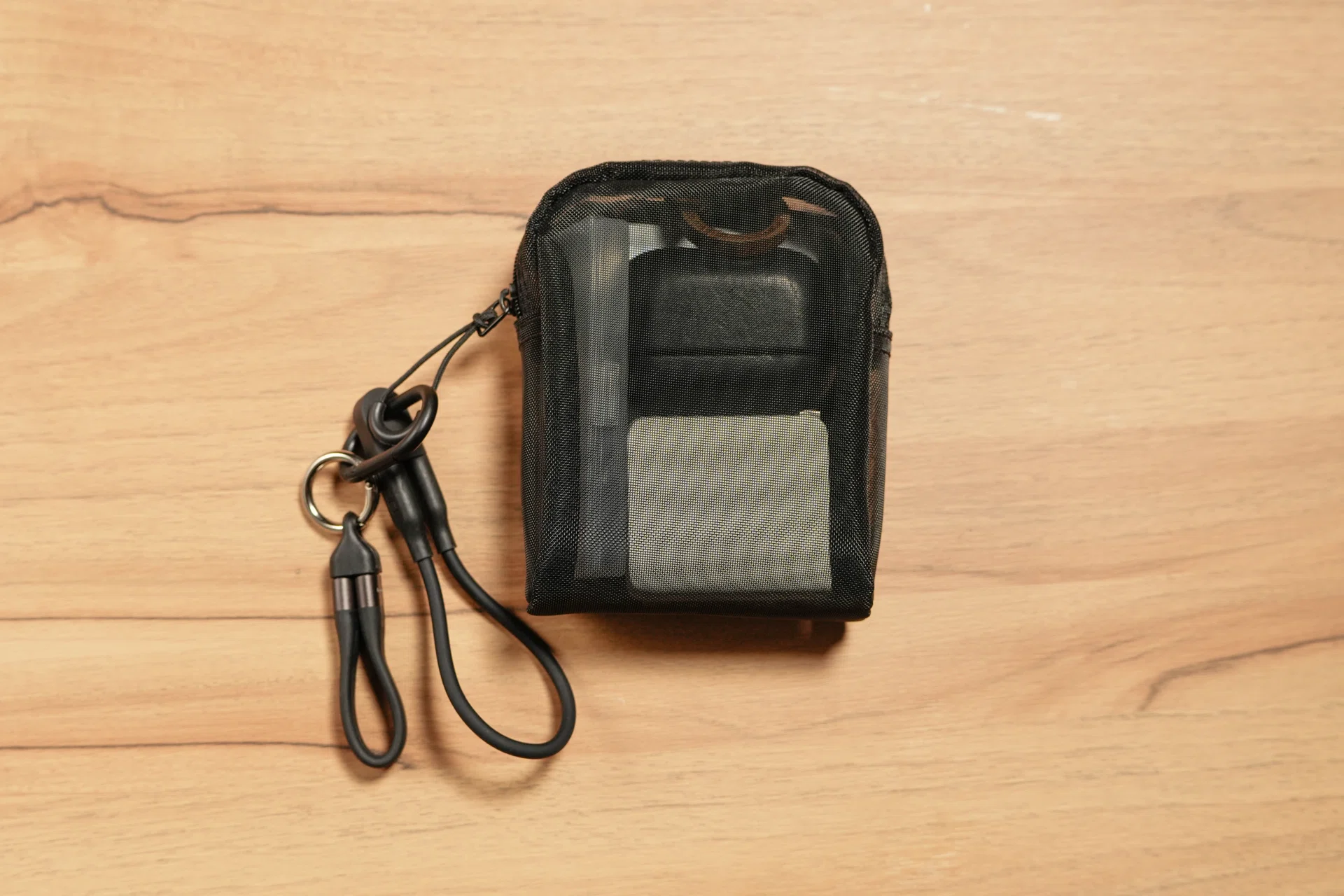 Organizing cluttered small items with MUJI. The 'just right' storage ...