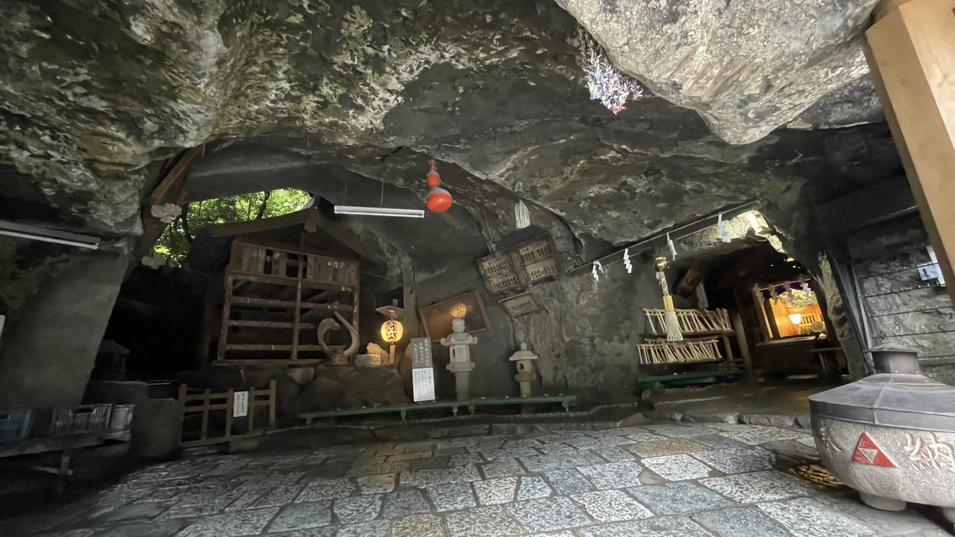 現世の異世界探訪#11】銭洗弁財天宇賀福神社【神奈川県鎌倉市】｜心地