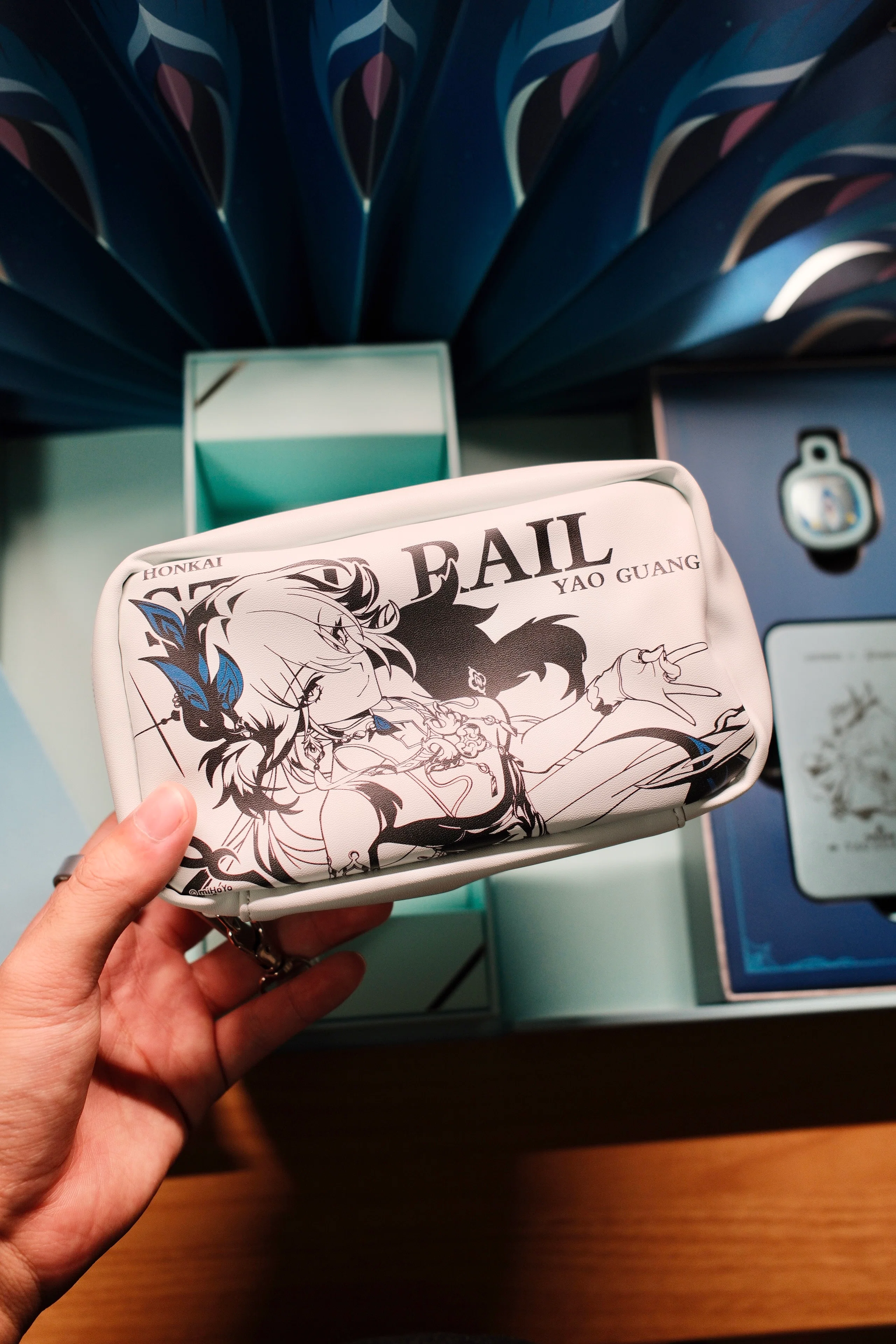 UGREEN×崩壊：スターレイル限定ギフトBOX レビュー｜爻光デザインの