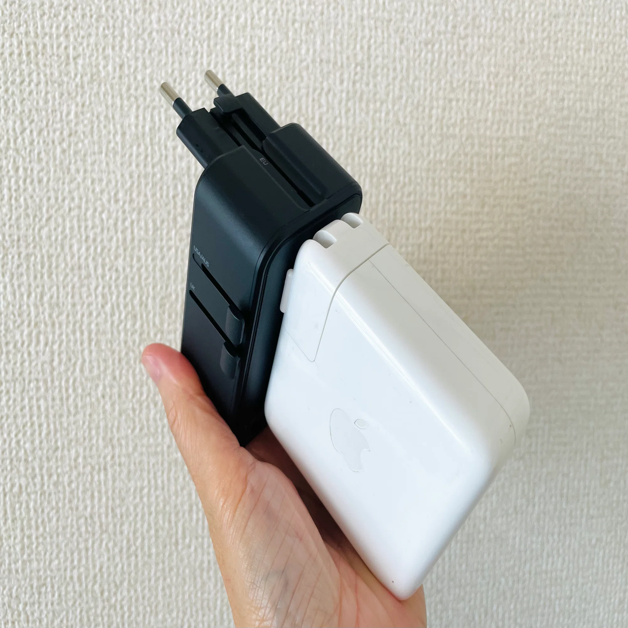 海外での急速充電はこれ1台で！PC、カメラ、スマホ対応で荷物ミニマル