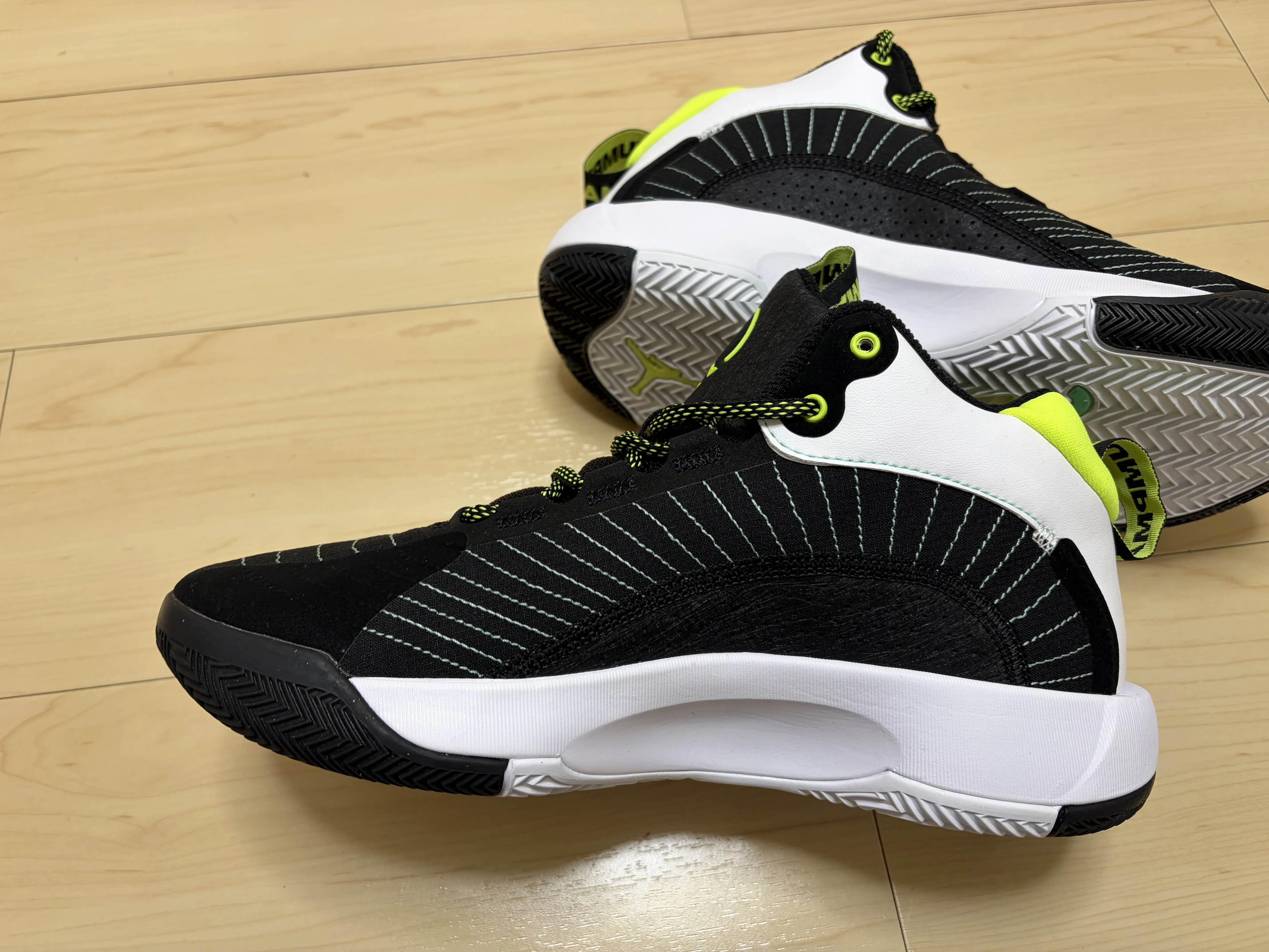Jordan JUMPMAN 2021バスケットボールシューズ 黒/白/黄 Classic ?：Jumpman 2021 Performance Review｜Brankなんとか