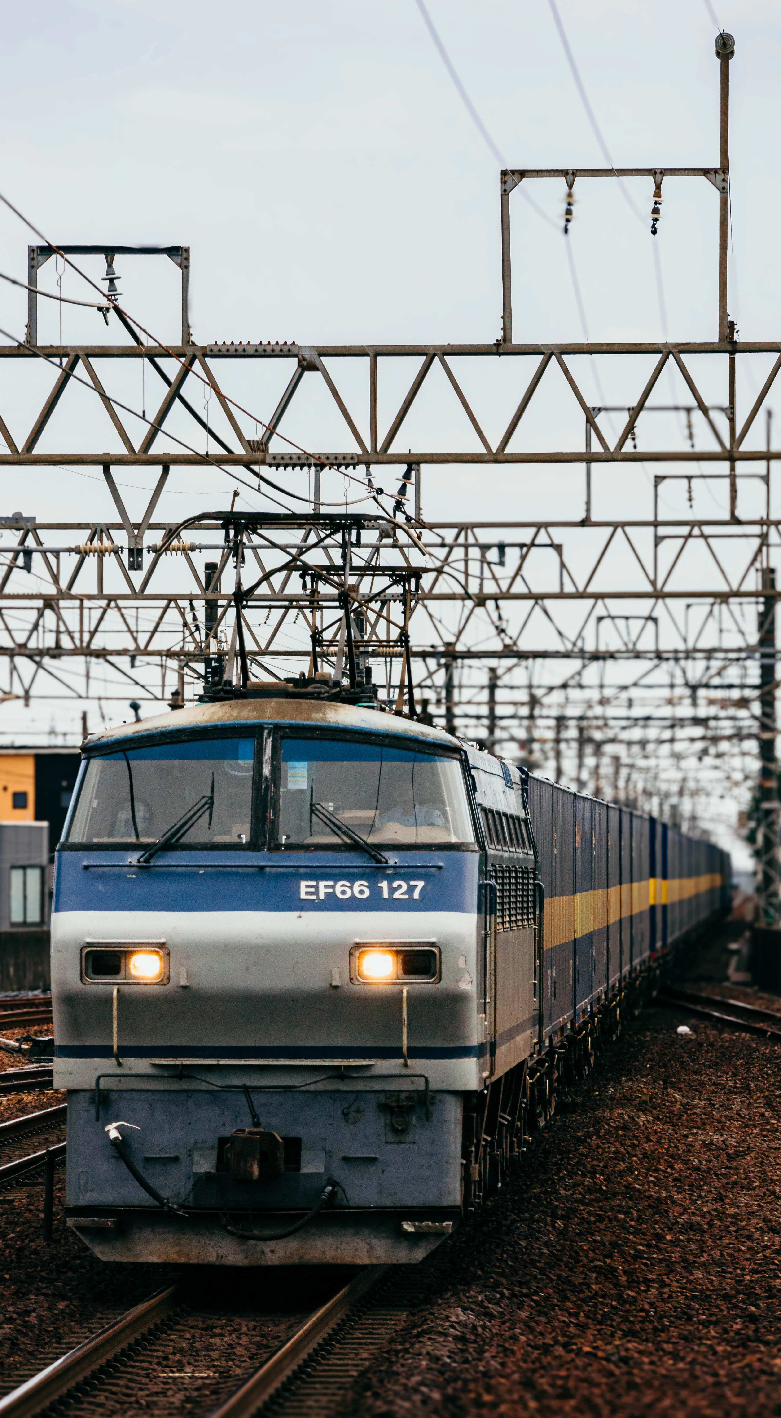 EF66 100番台とEF66 27の記憶──実際に撮影した写真で綴る、それぞれ